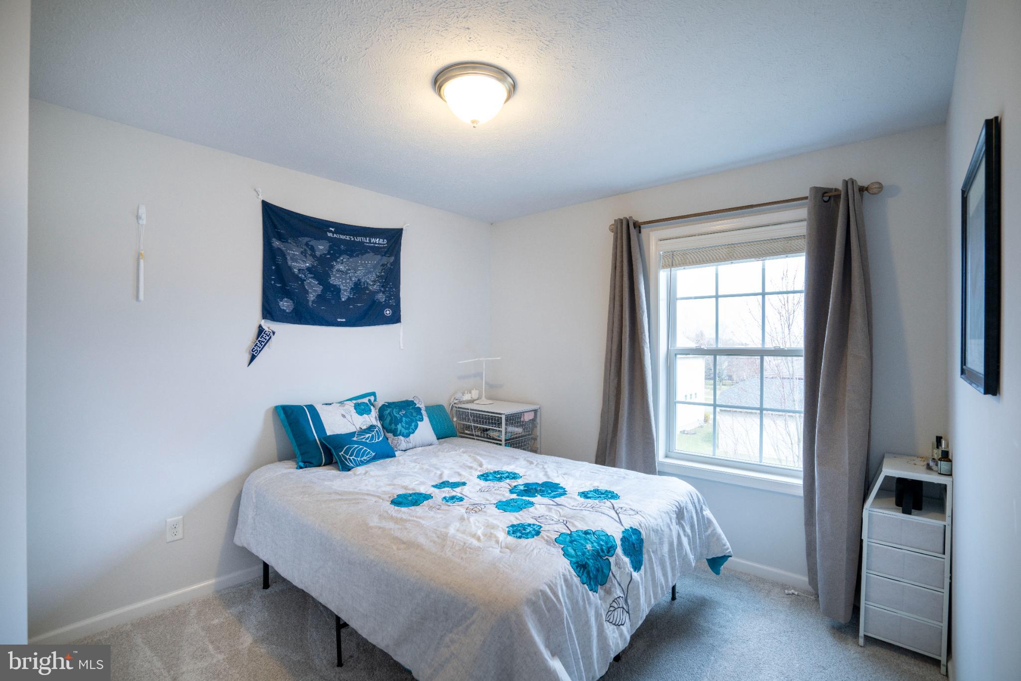 HUNTERS CHASE - Residential