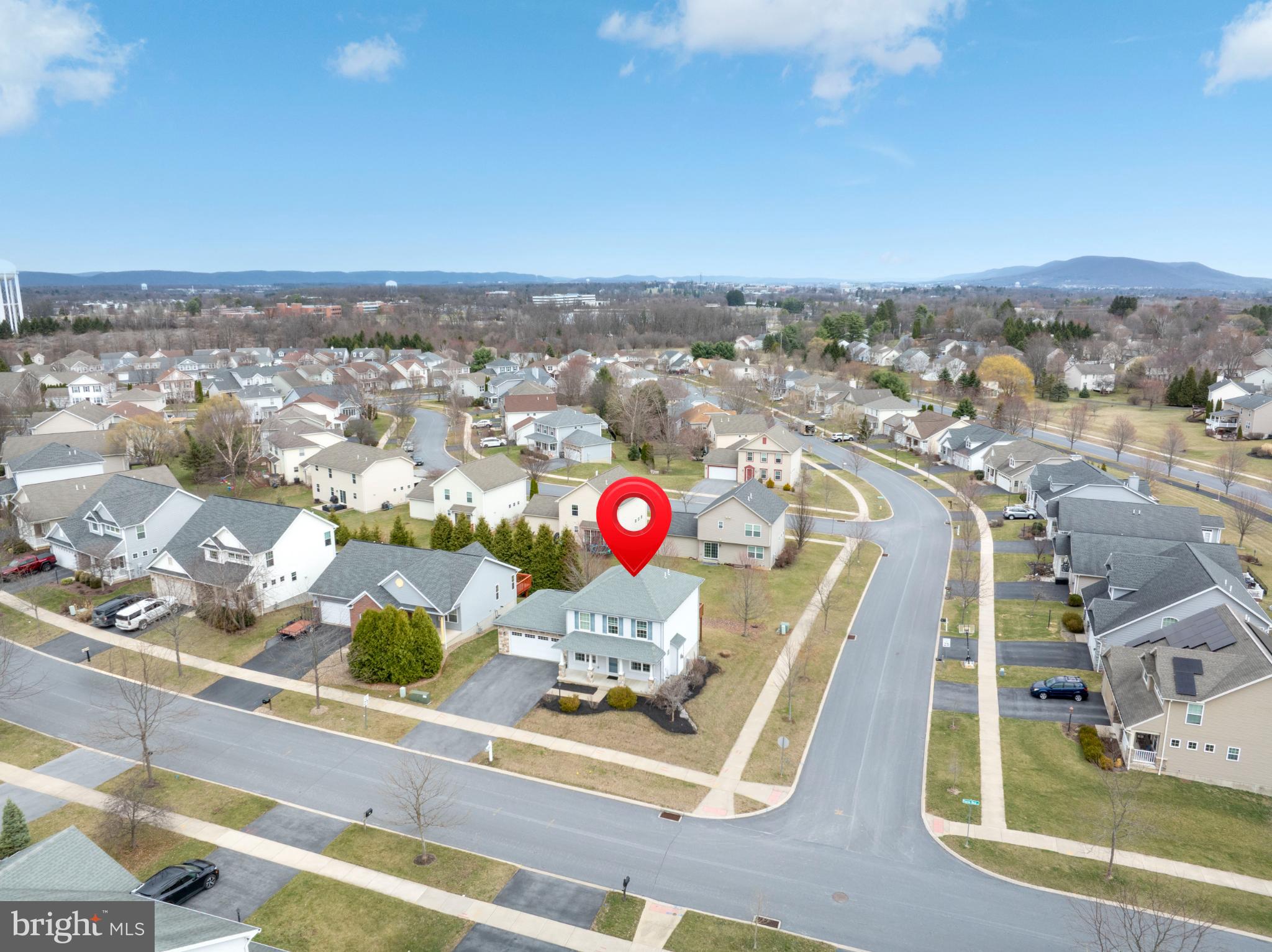 HUNTERS CHASE - Residential