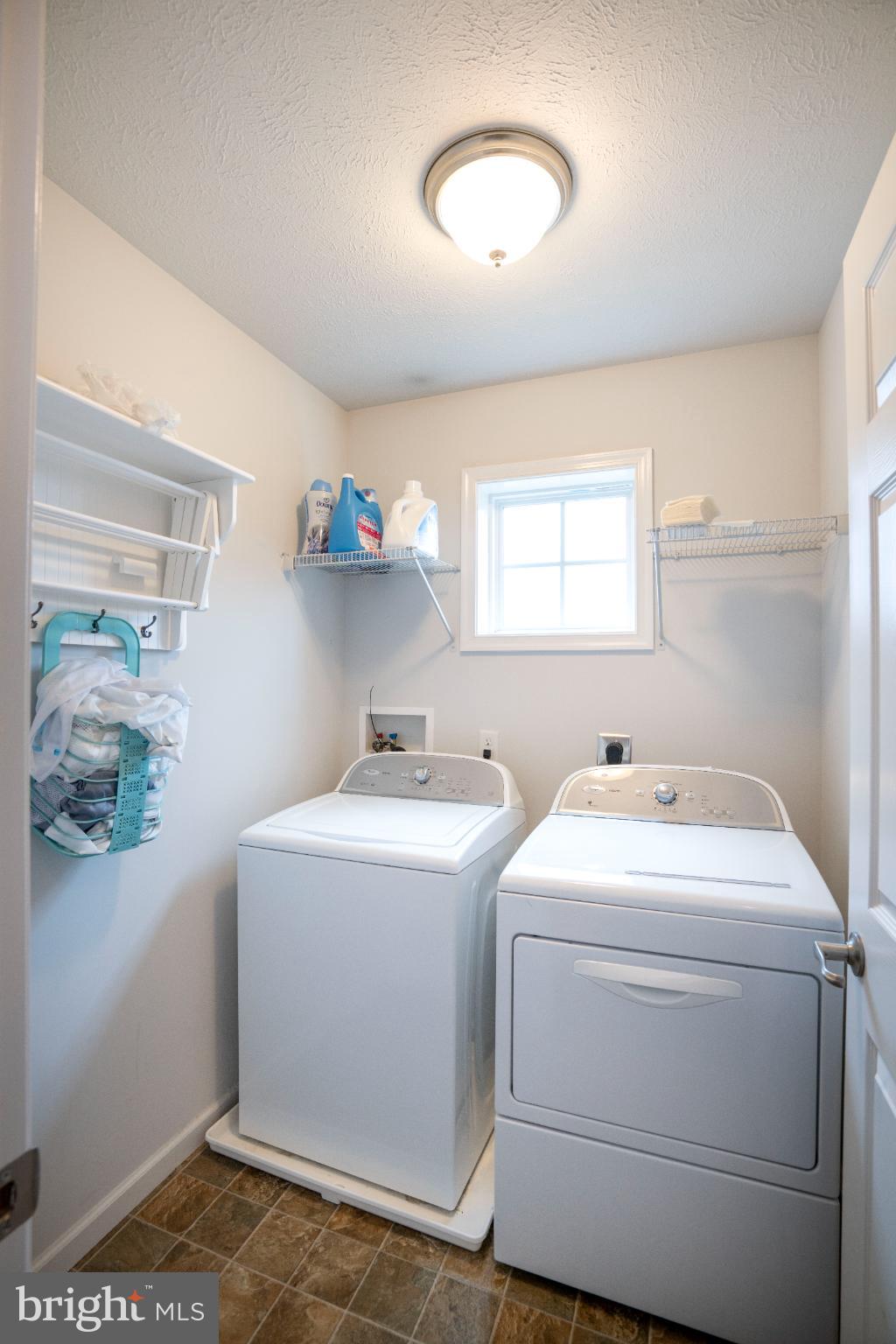 HUNTERS CHASE - Residential