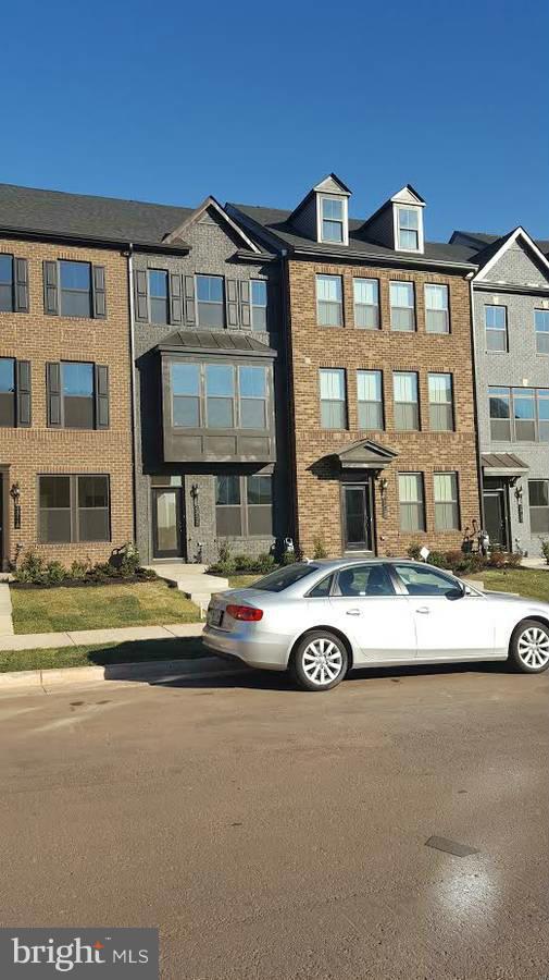 WESTMOORE - Residential Lease