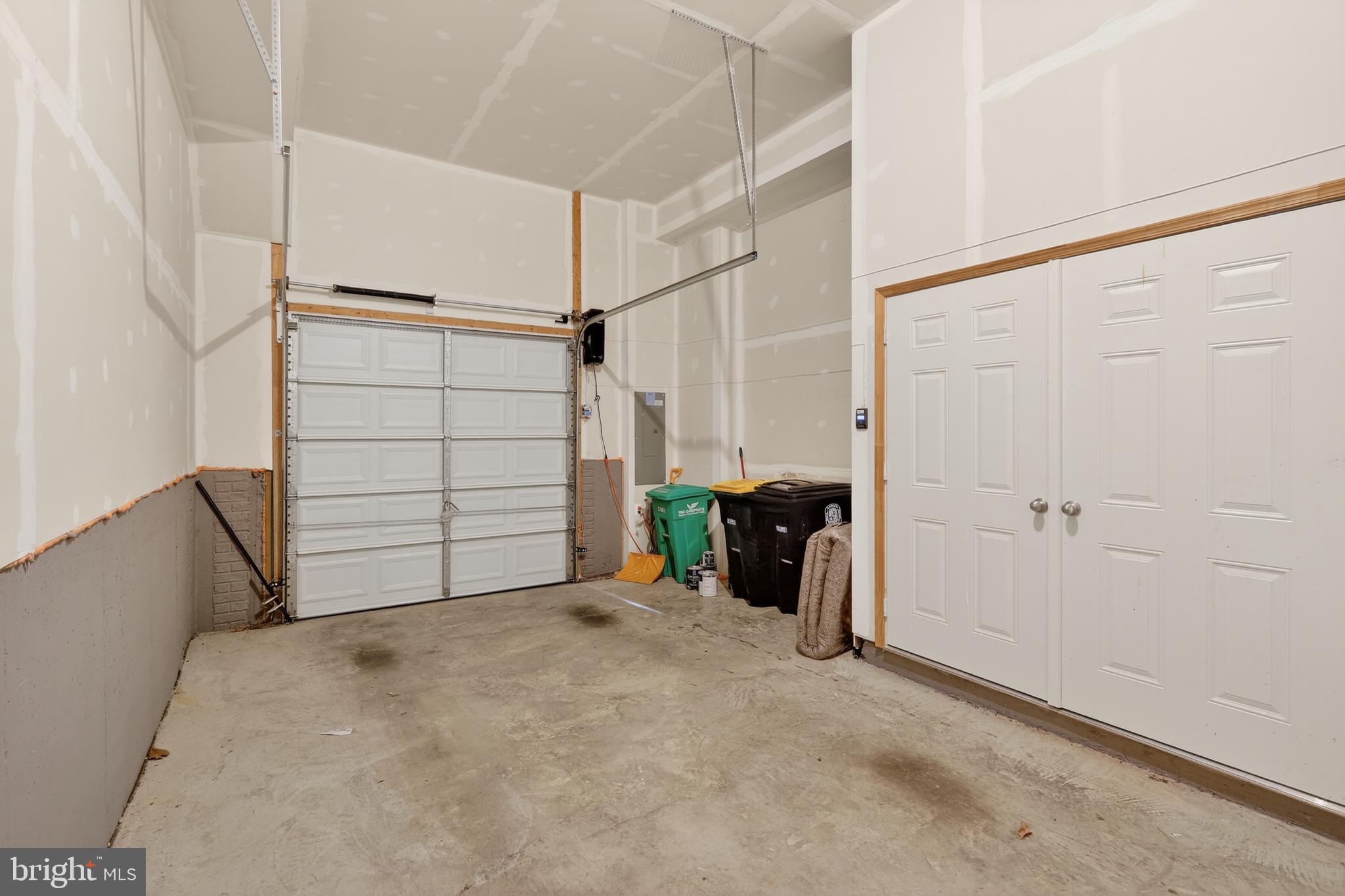 SMITH HOME FARM - Residential Lease