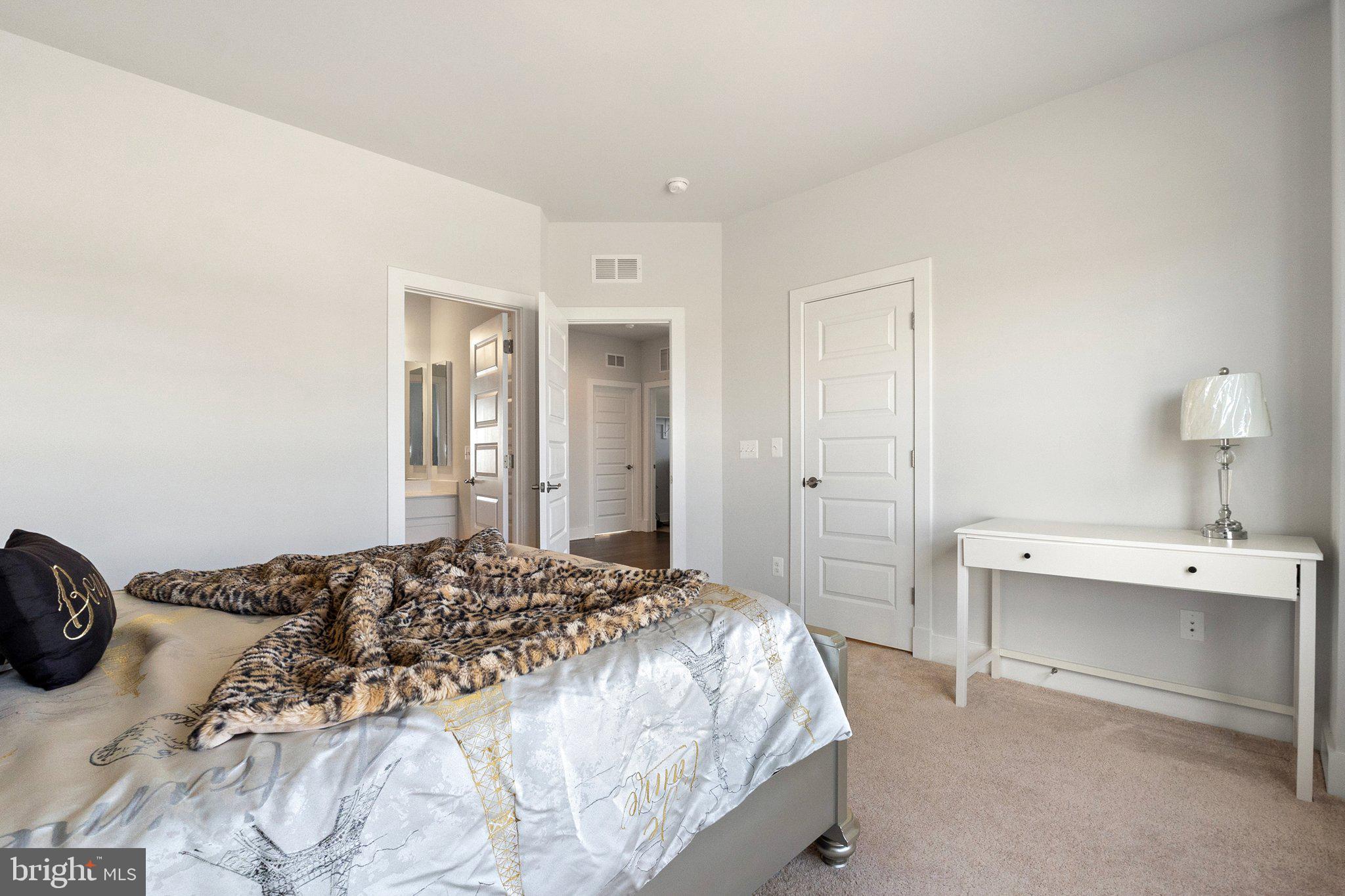 FALCONAIRE - Residential