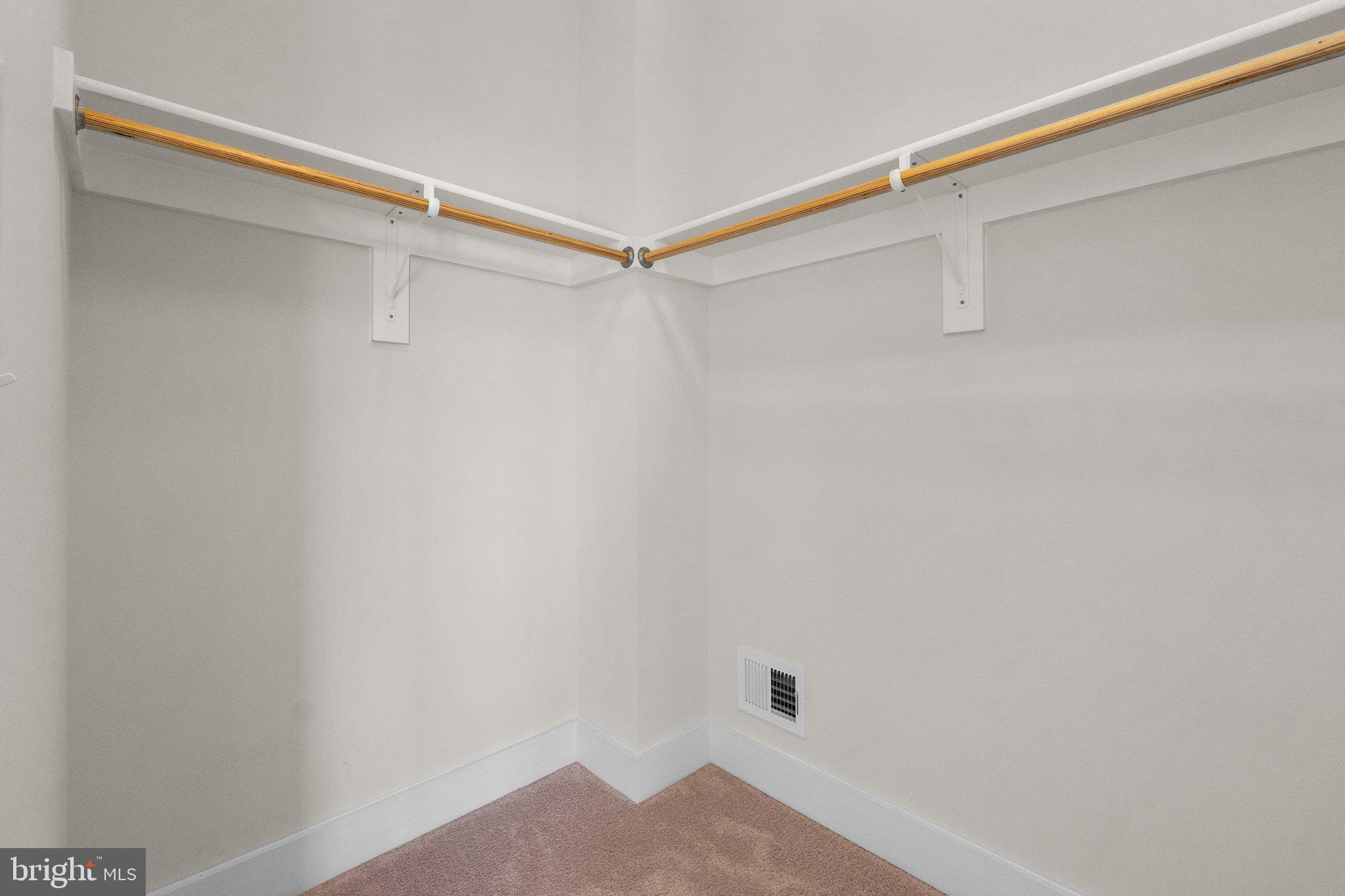 FALCONAIRE - Residential