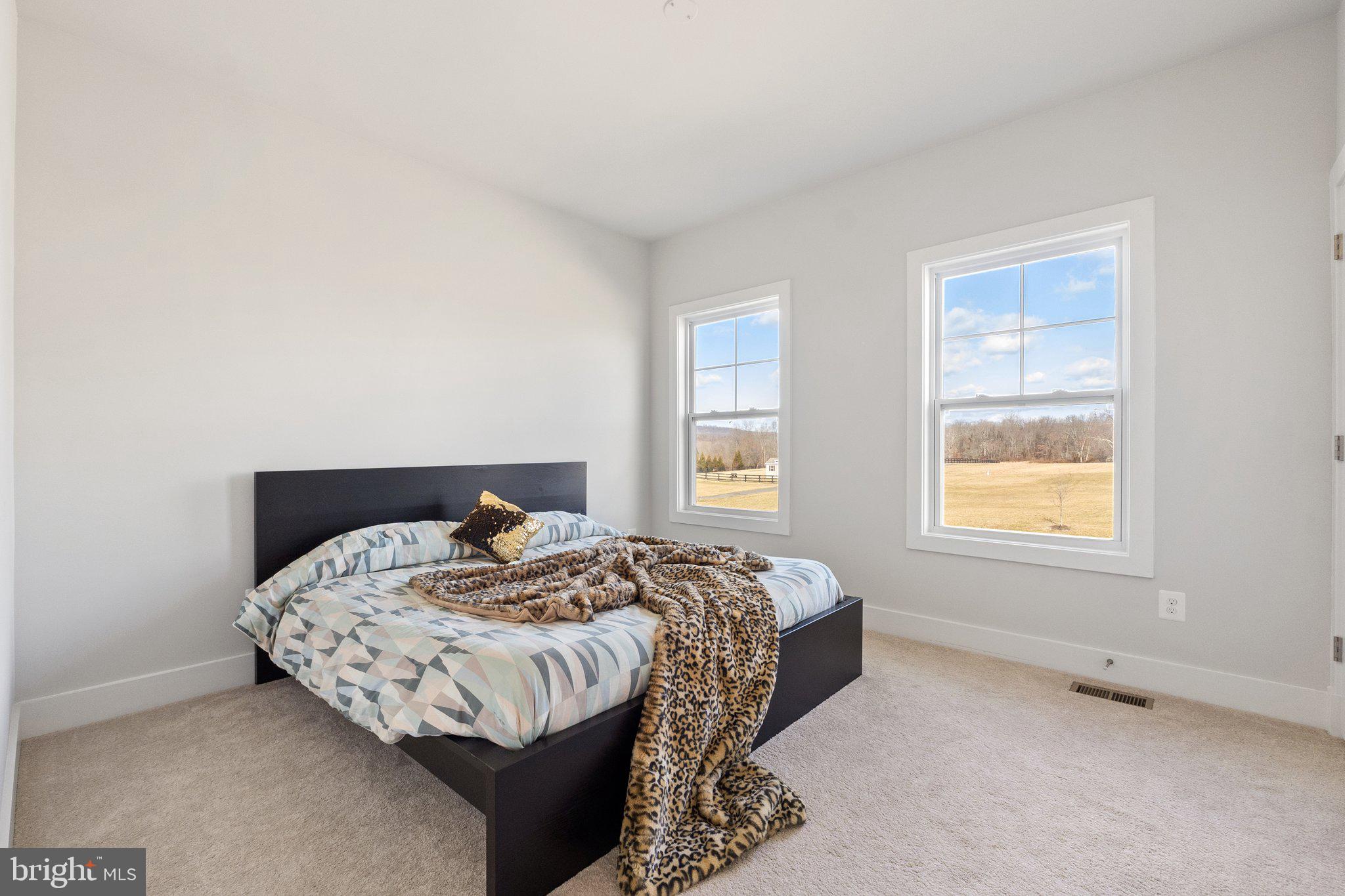 FALCONAIRE - Residential