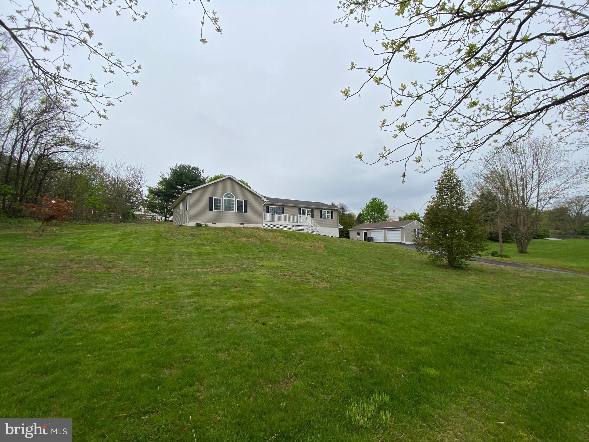 LAKERIDGE - Residential