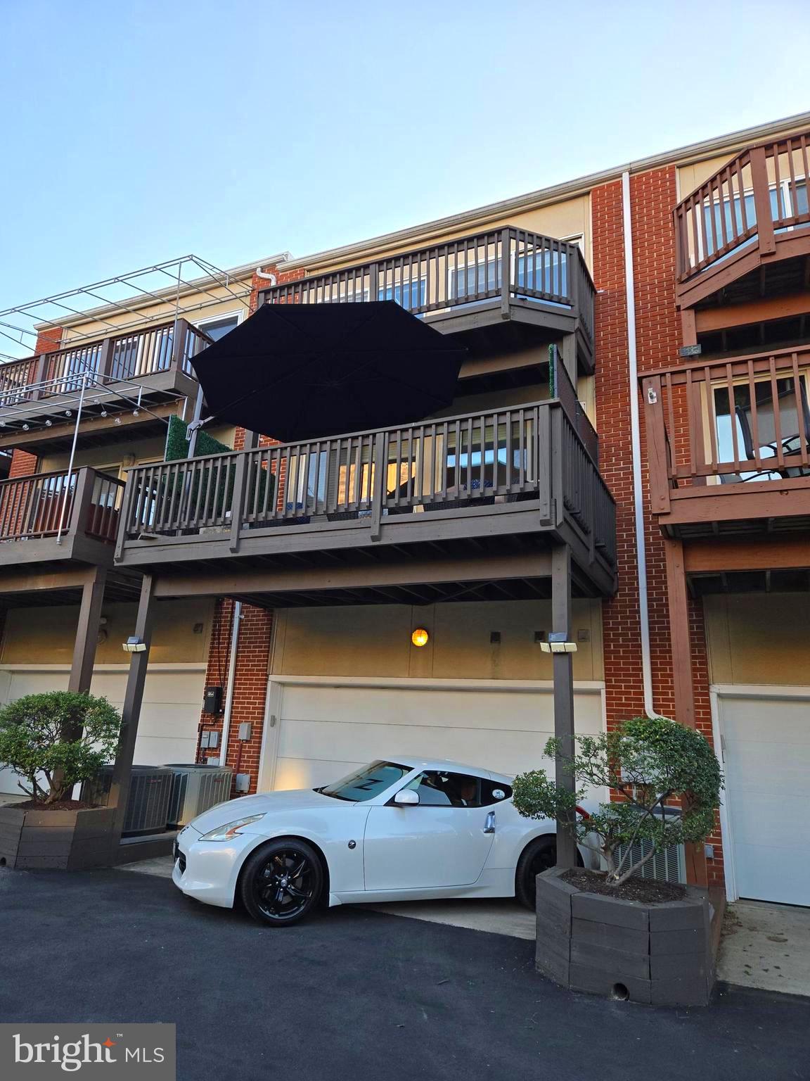 1011 COVINGTON STREET