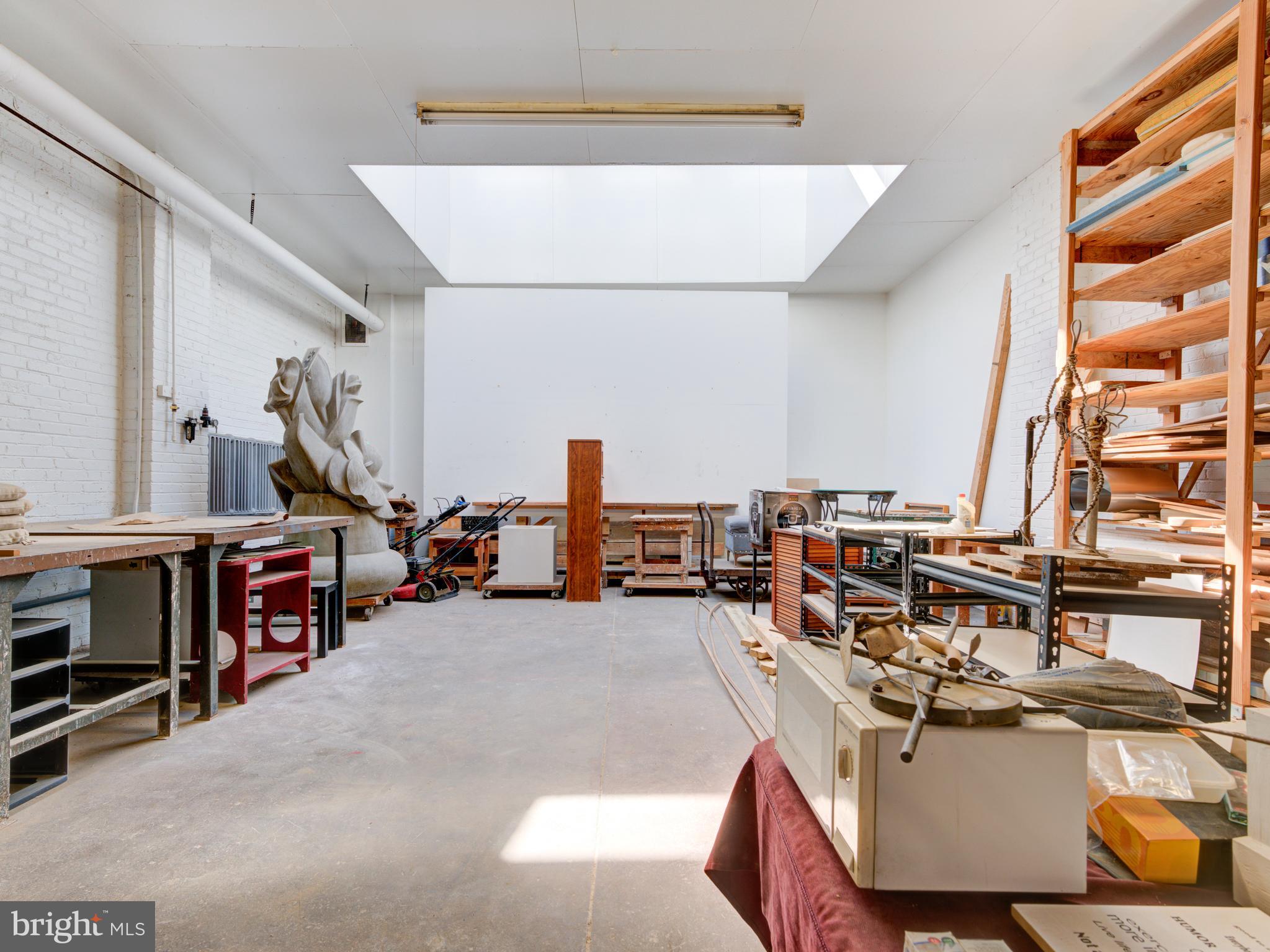 NORRIS SQUARE - Residential Lease