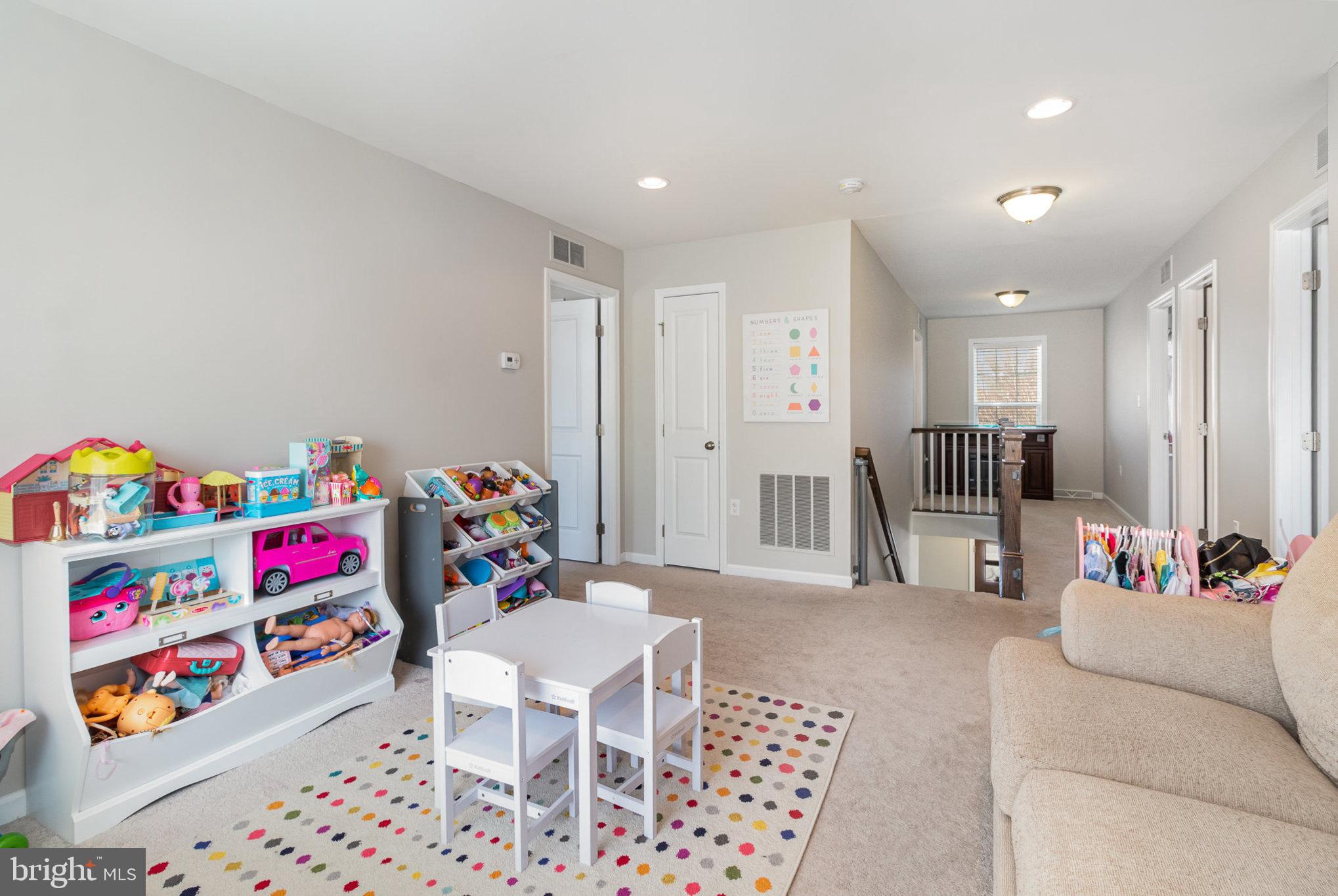 HIGHPOINT ARCONA - Residential