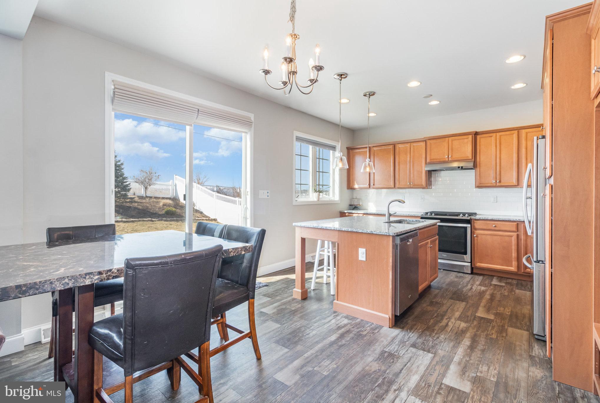 HIGHPOINT ARCONA - Residential