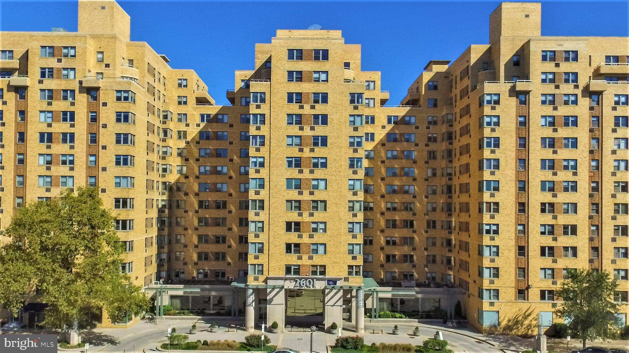 ART MUSEUM AREA - Residential Lease