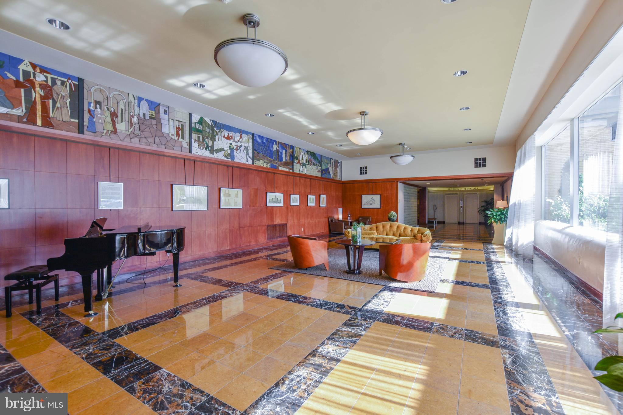 ART MUSEUM AREA - Residential Lease