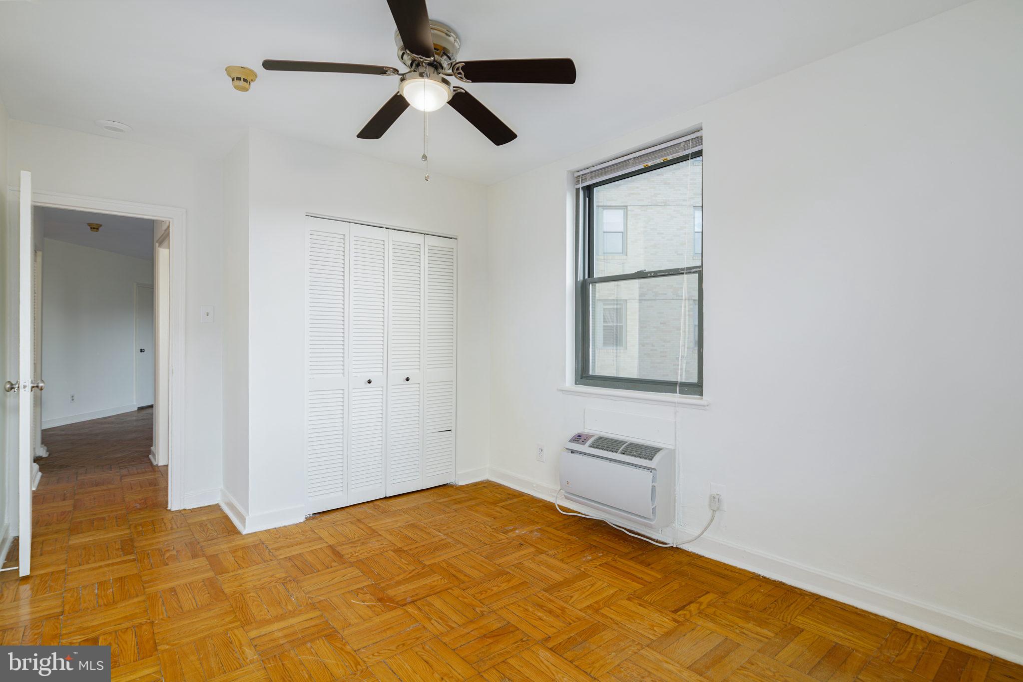 ART MUSEUM AREA - Residential Lease