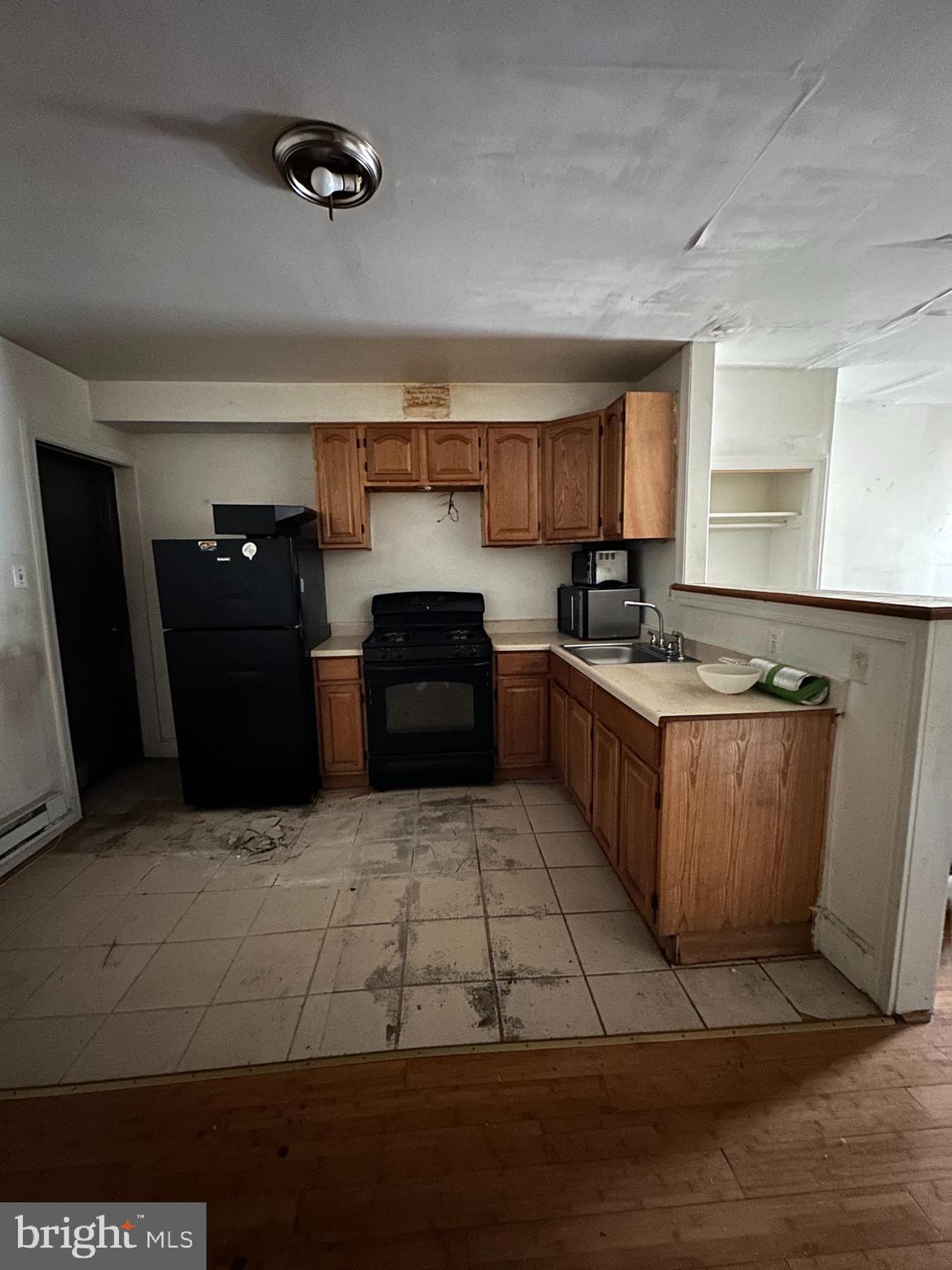 FELTONVILLE - Residential Income