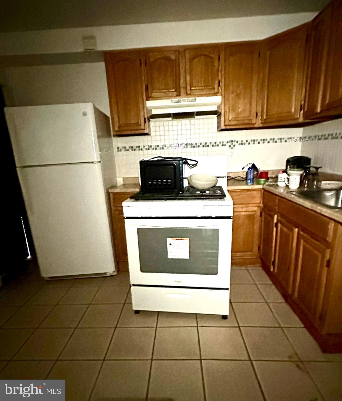 FELTONVILLE - Residential Income