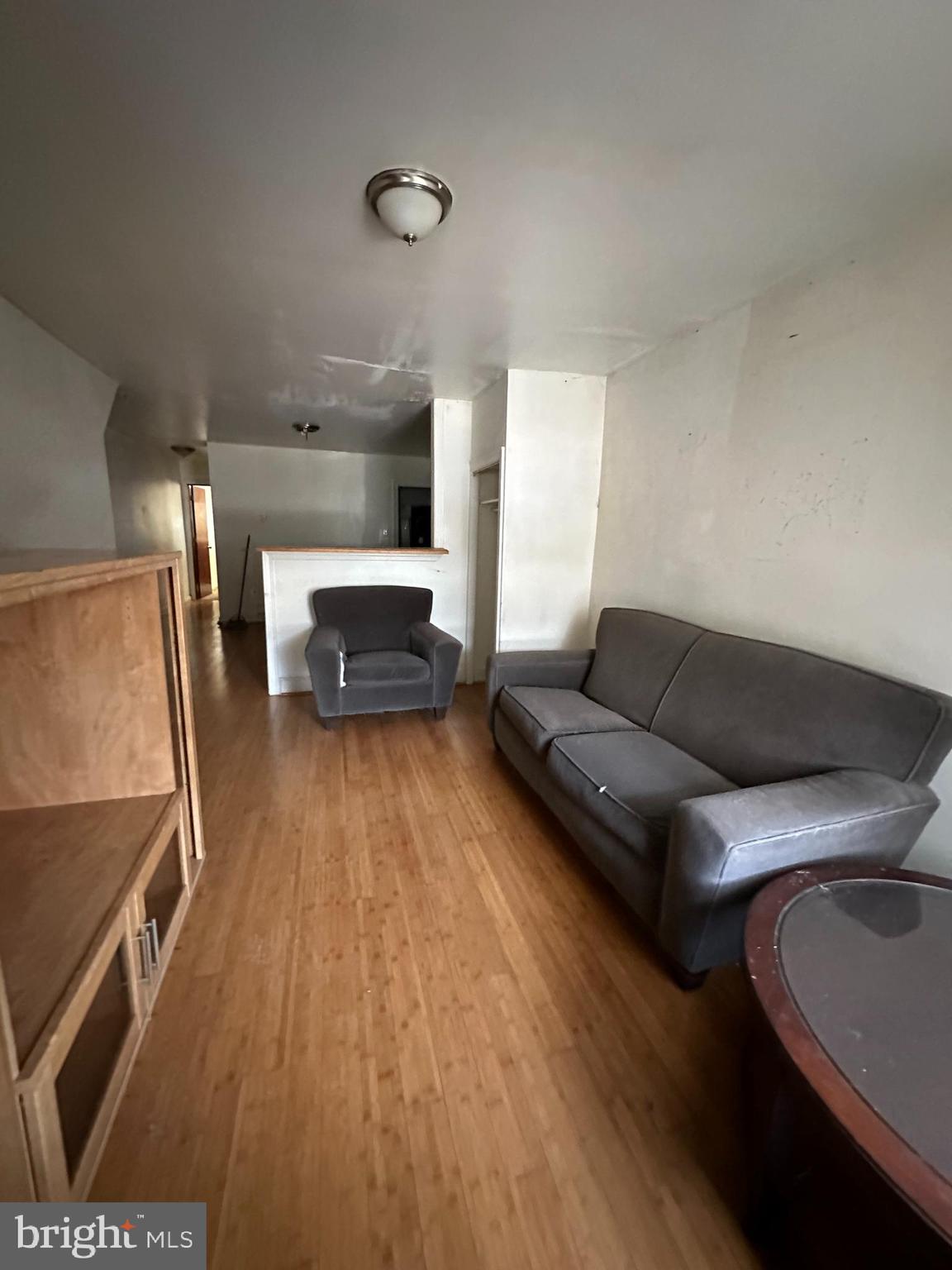 FELTONVILLE - Residential Income