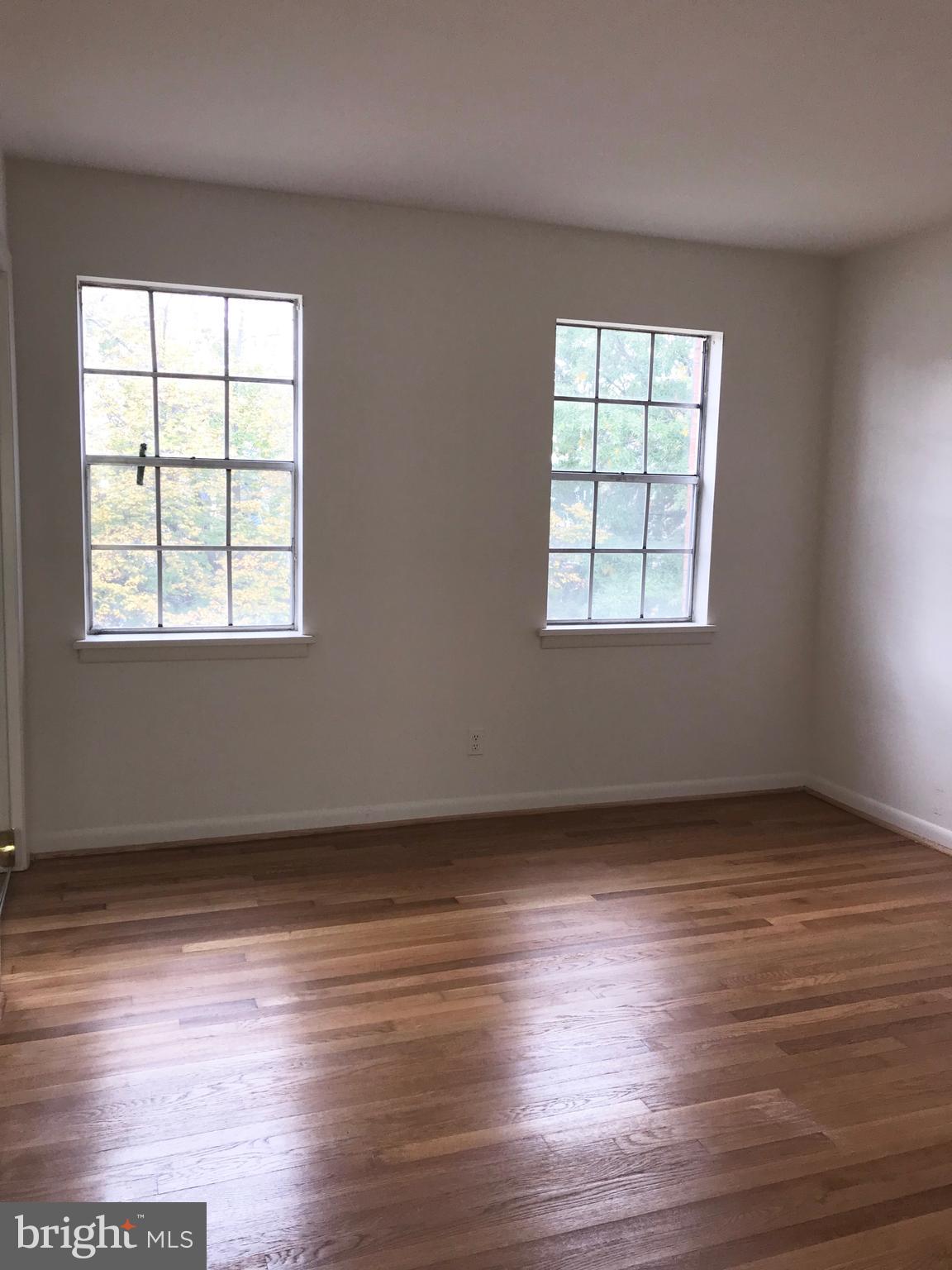 DOWNTOWN FREDERICKSBURG - Residential Lease