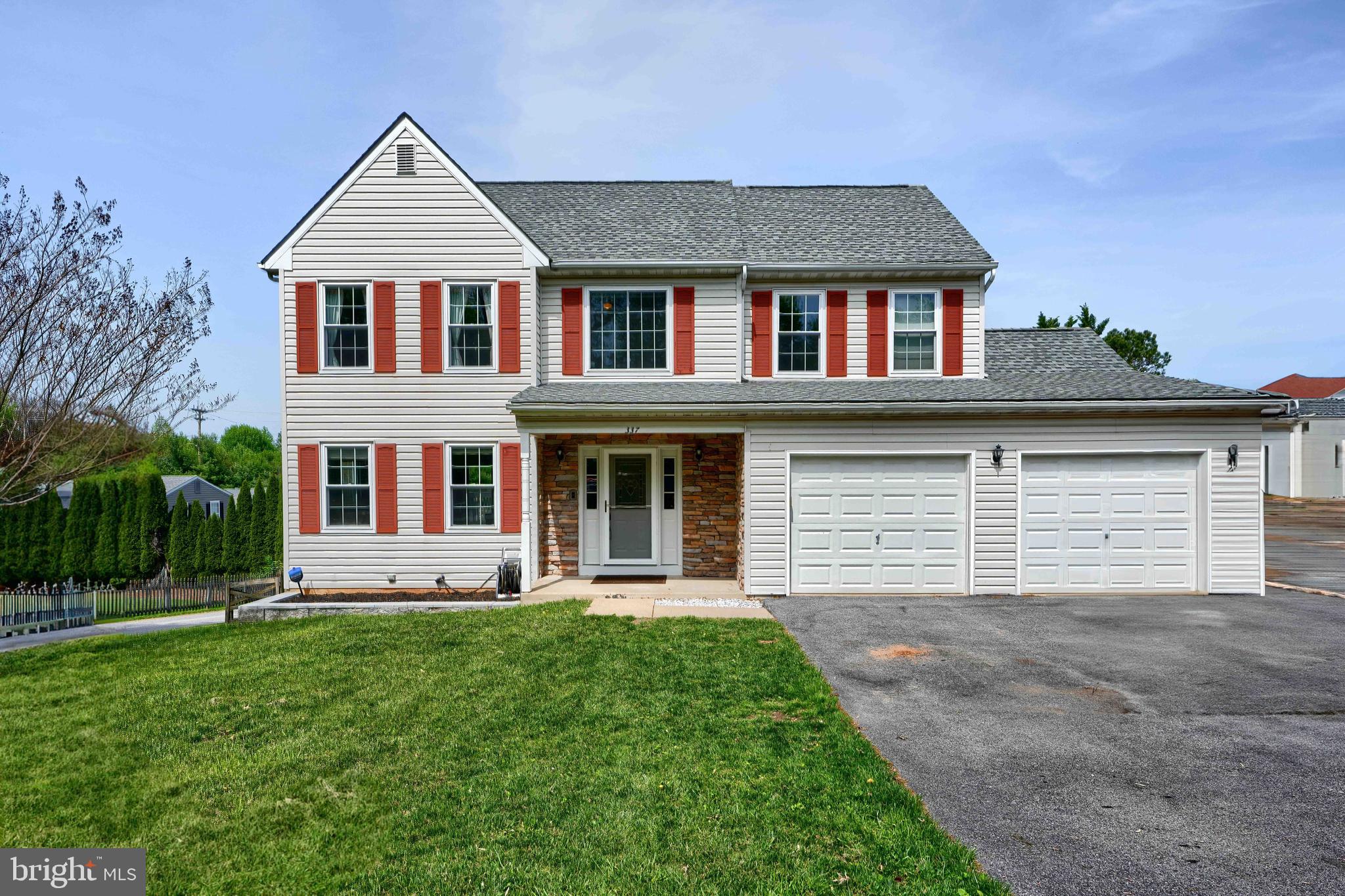 Welcome to 337 Buck Cash Dr! This beautiful home has so much to offer including no HOA! Need space? This home has it offering a little 0ver 2,600 square feet of finished living space! Some of the most recent updates include a 50 year roof installed in (2013), Newer Windows (2015), Custom Patio and a large fenced in yard! Did I mention yet this home is NOT part of an HOA, so you're welcome to do as you wish! Once you walk through the front door, the first floor offers real hardwood floors, neutral carpet, Gourmet Kitchen remodel (2019), quartz countertops, custom maple cabinets, and lots of storage space. Family room has a wood burning fireplace and lots of windows for that natural sunlight to keep the home lit and warm. Upper level has a large Primary Bedroom with walk-in closet & a luxuriously remodeled bathroom remodeled in (2020) The 3 other bedrooms are generously large & a full bath completes the upper level. Lower level offers a large recreation room, sitting room, wet bar, large half bath, utility room, & exercise/bonus room with a walk outdoor to patio. This home offers so much more than most homes similarly priced. You won't want to miss this opportunity to live in a HOA free neighborhood. Please schedule your showings today before this once in a lifetime deal is gone!