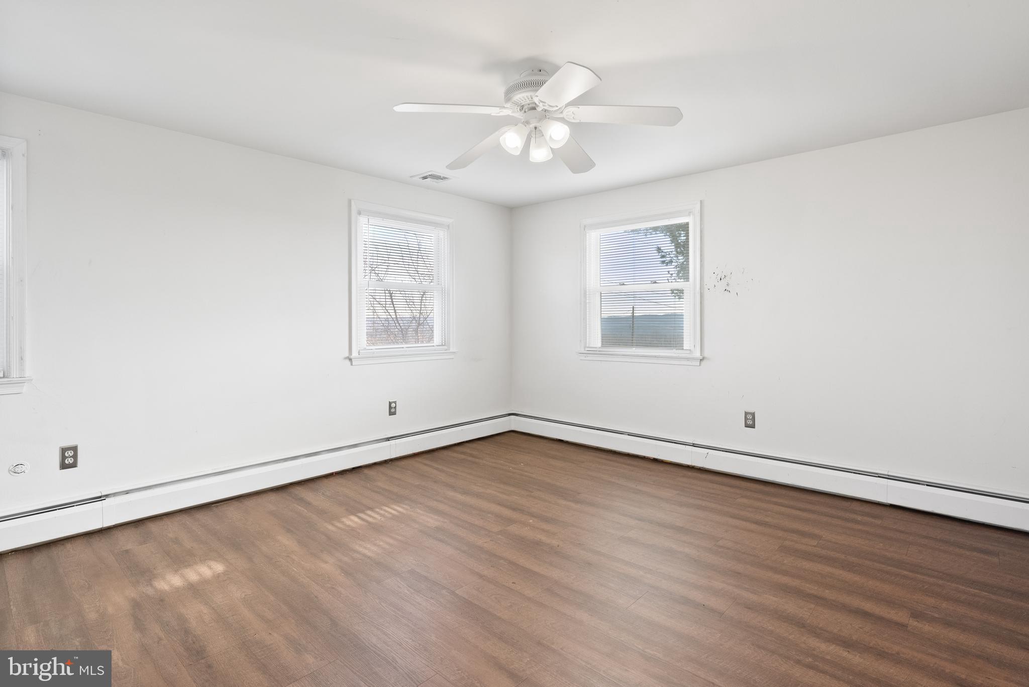 ELLIS WOOD ESTS - Residential