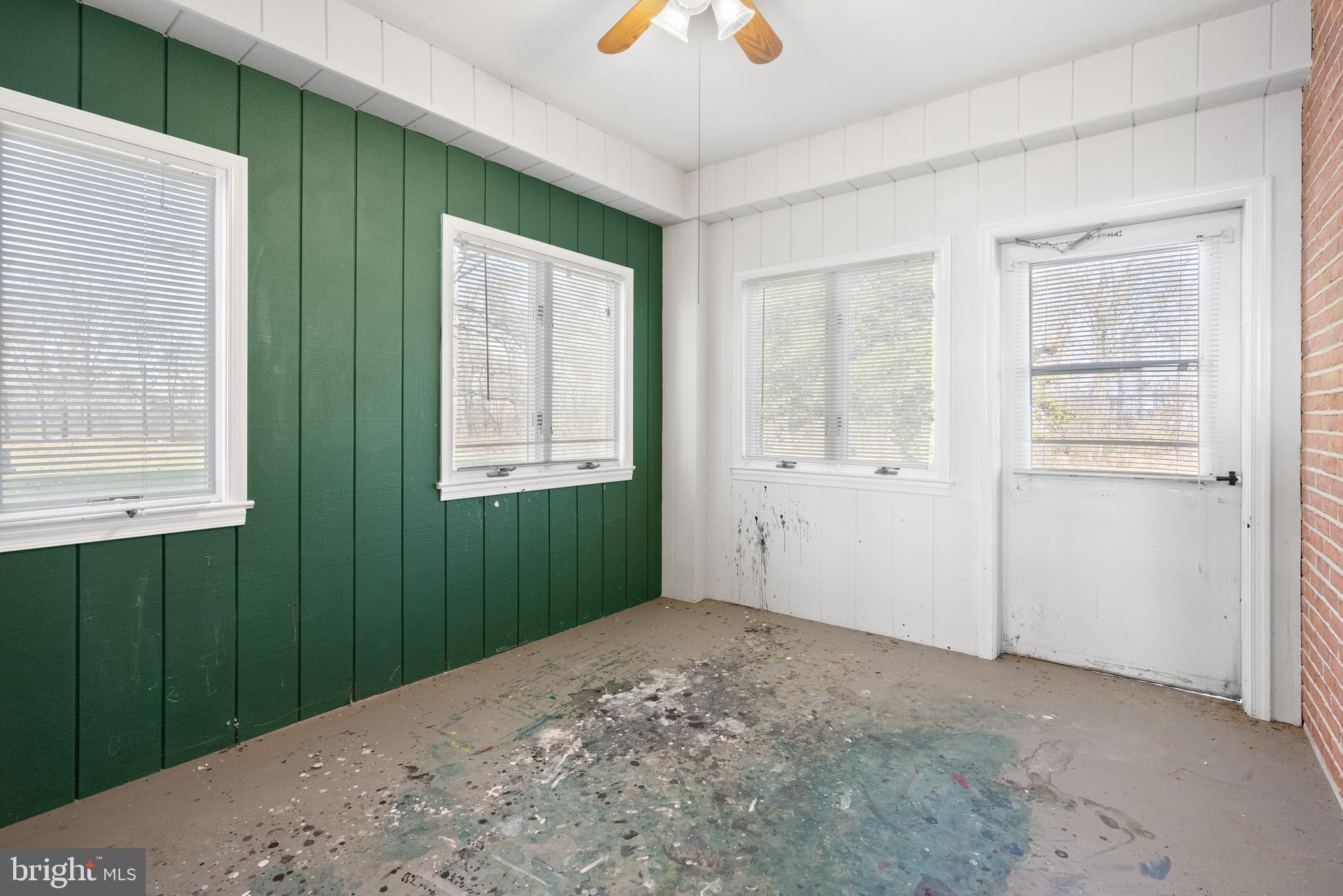 ELLIS WOOD ESTS - Residential