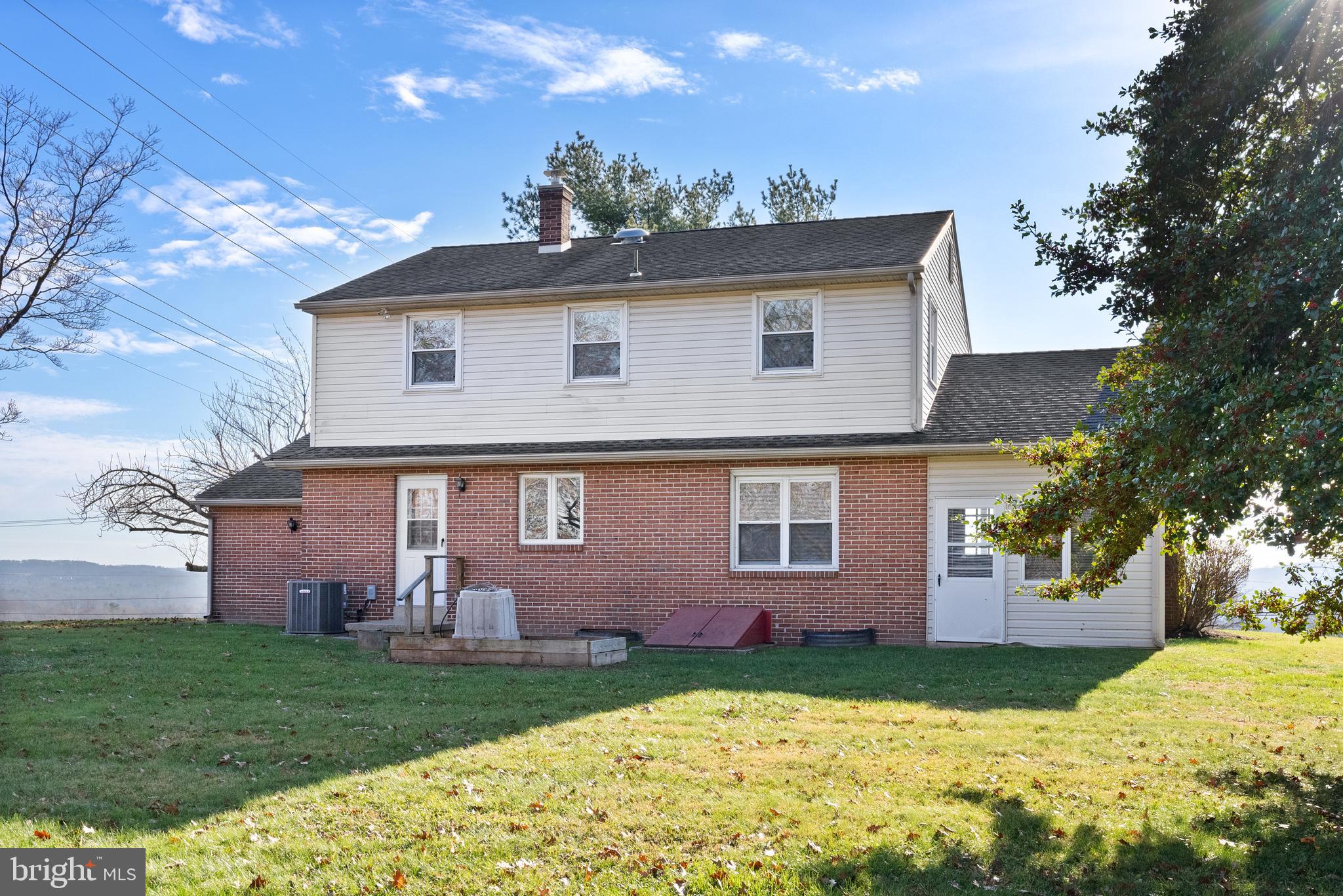 ELLIS WOOD ESTS - Residential