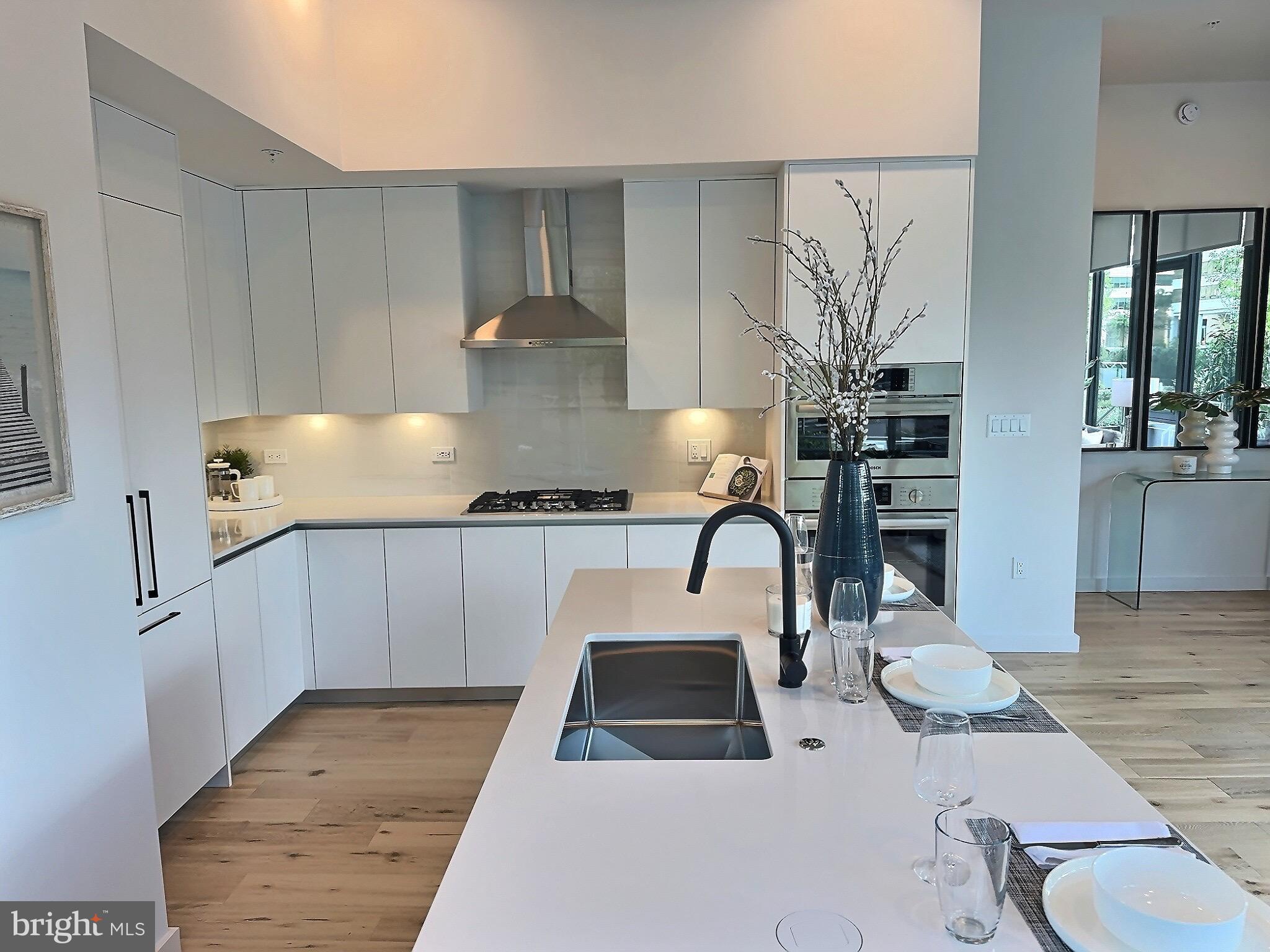 3130 POTOMAC AVENUE TH1