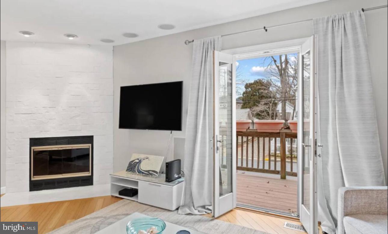 31 6TH STREET B