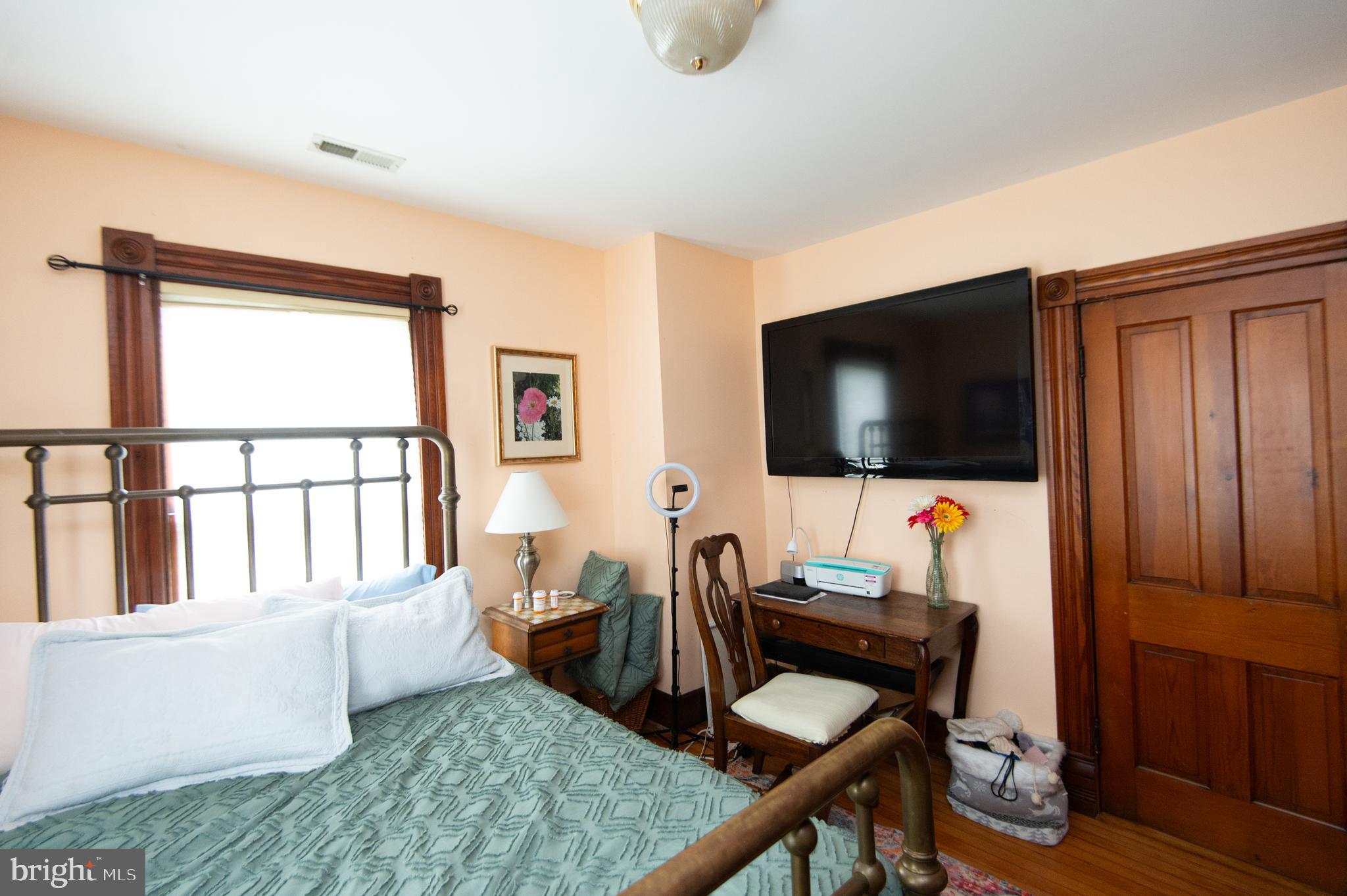 CENTREVILLE - Residential