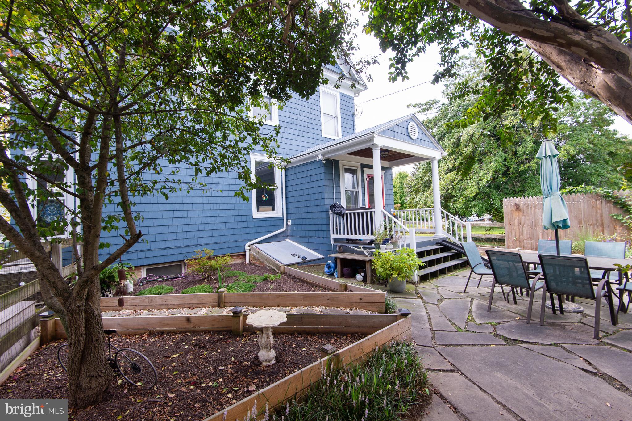 CENTREVILLE - Residential