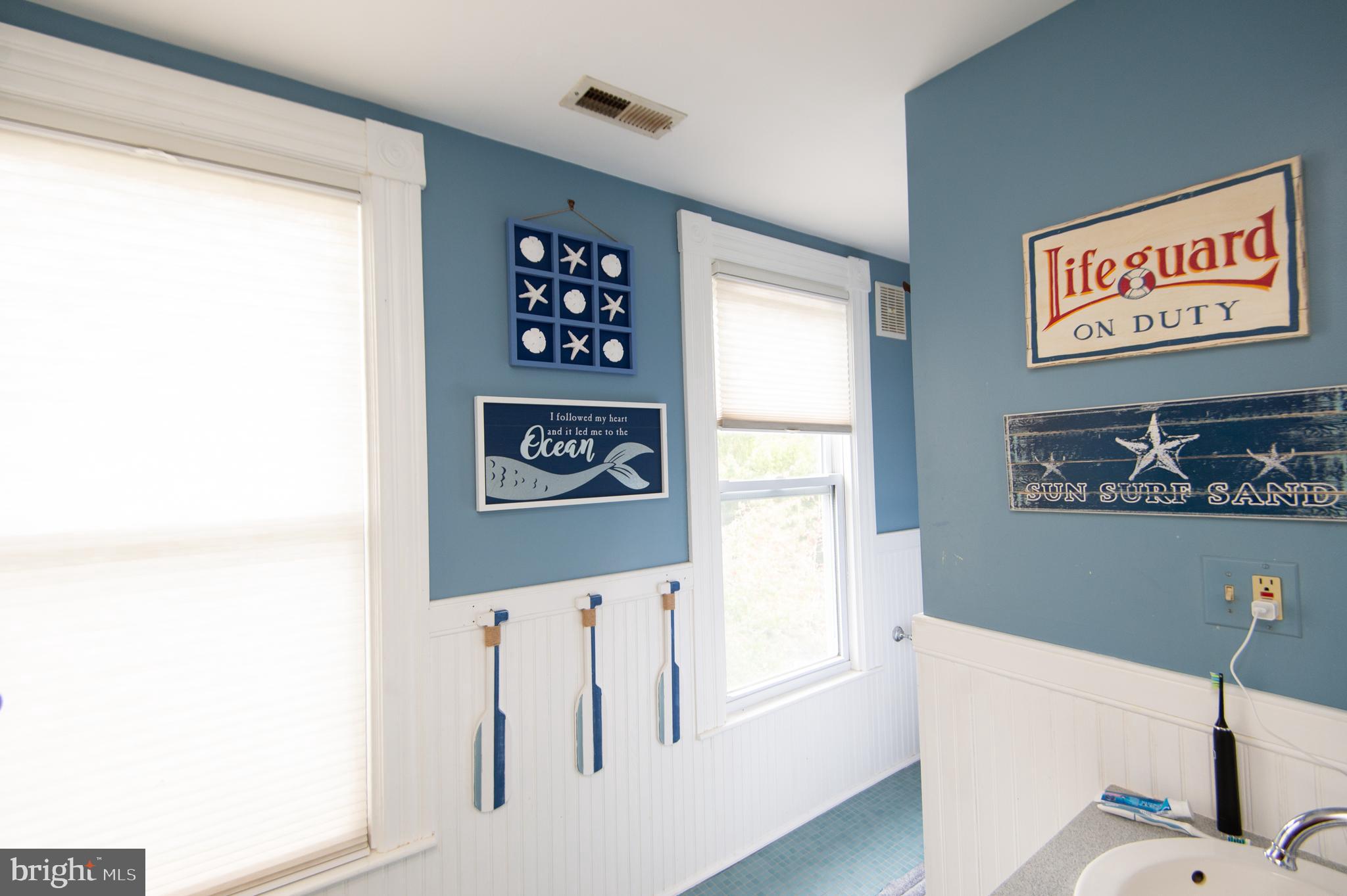 CENTREVILLE - Residential