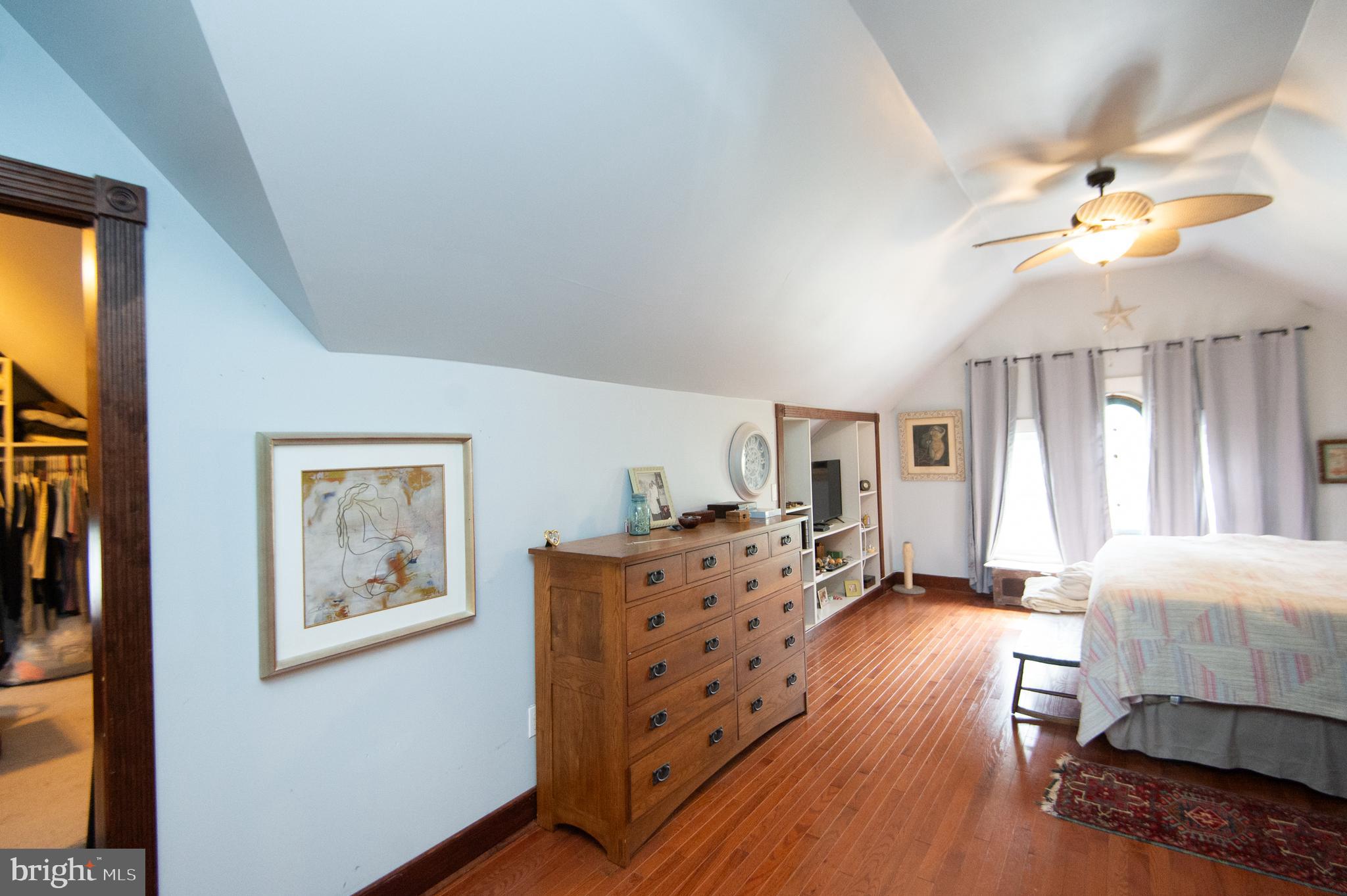 CENTREVILLE - Residential