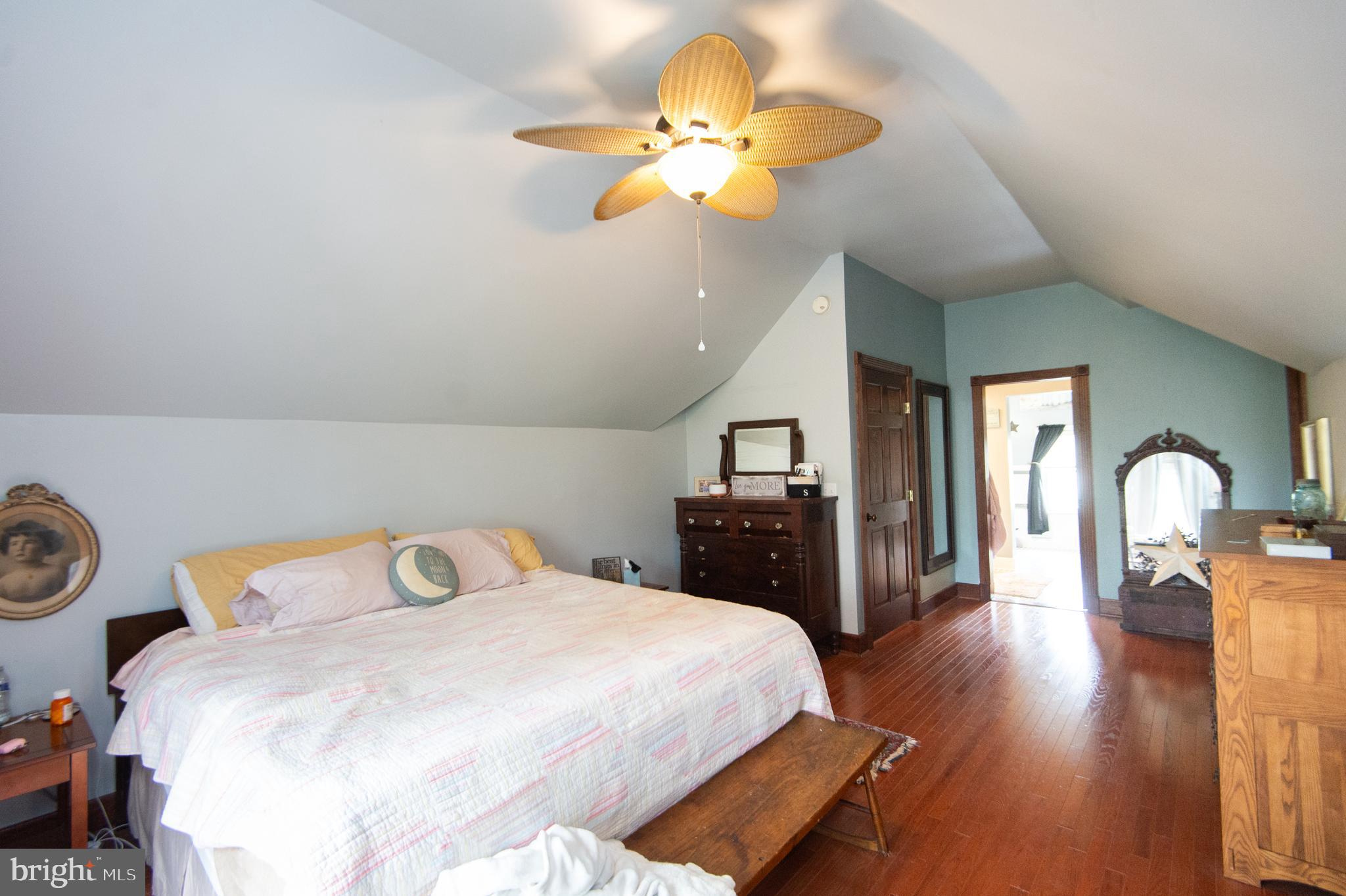 CENTREVILLE - Residential