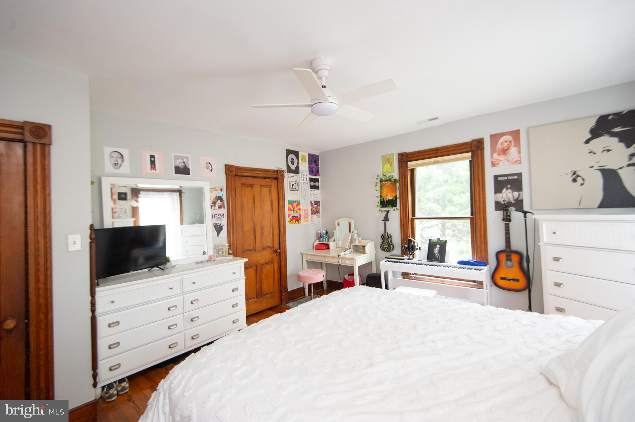 CENTREVILLE - Residential