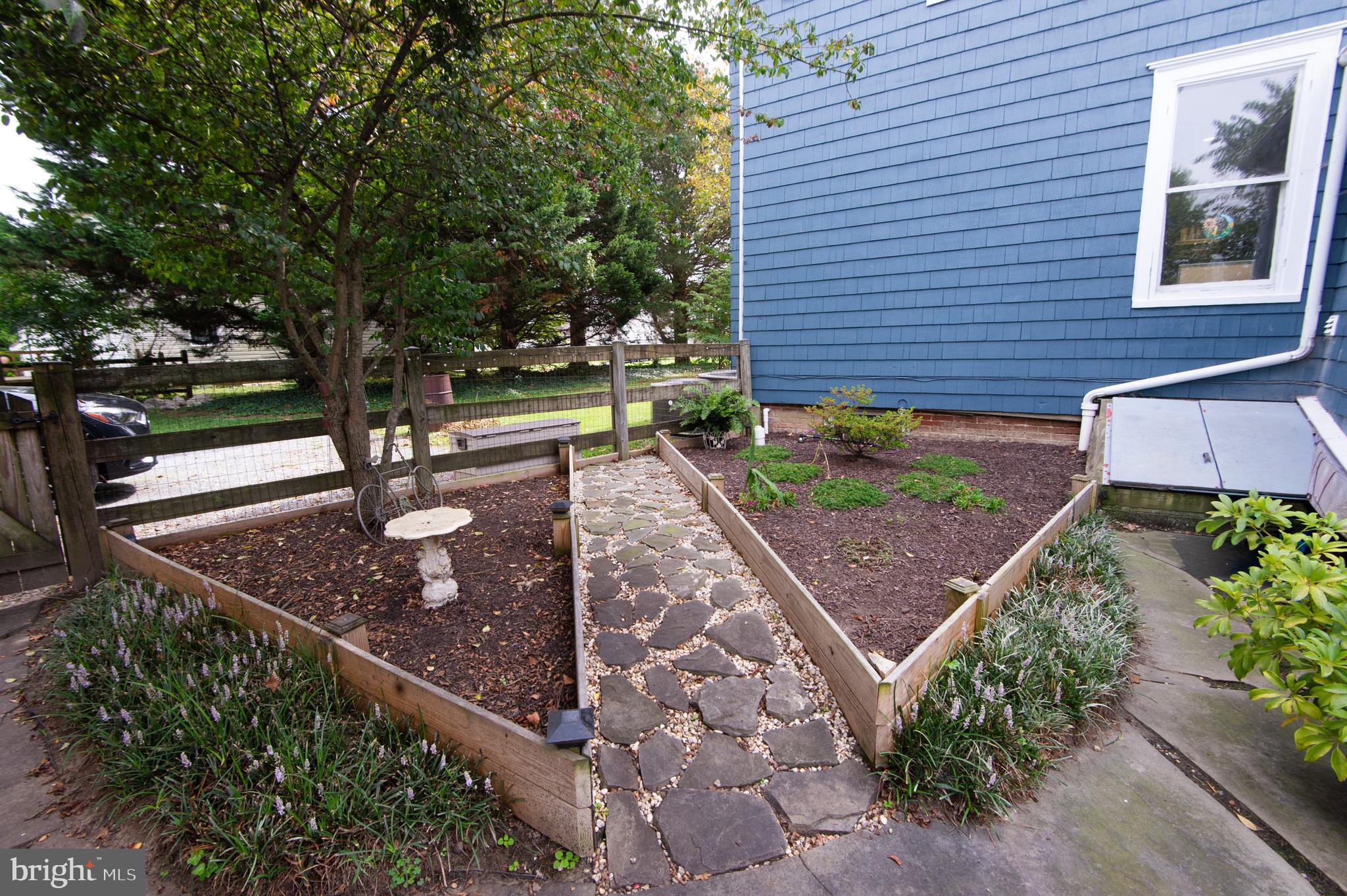 CENTREVILLE - Residential