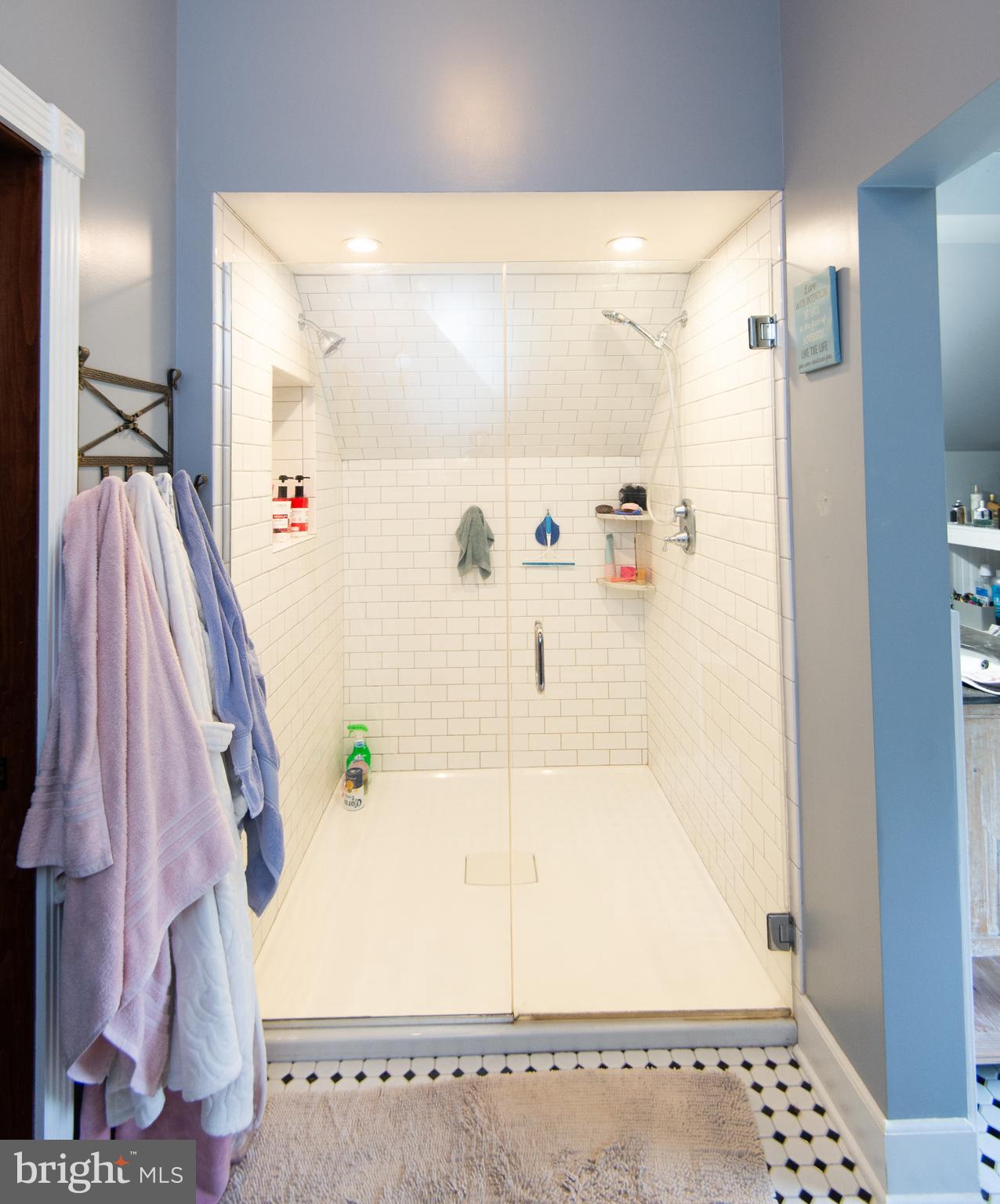 CENTREVILLE - Residential