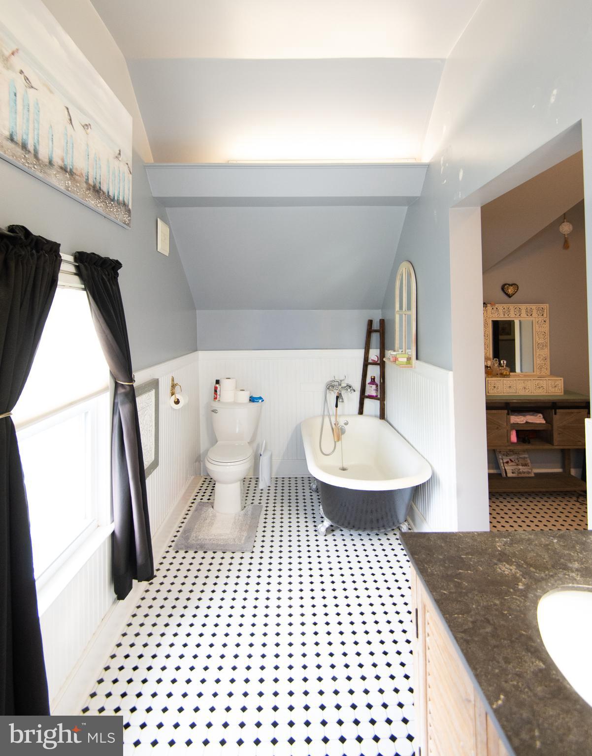 CENTREVILLE - Residential