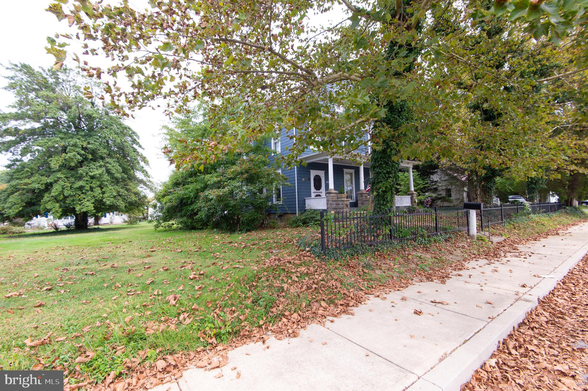 CENTREVILLE - Residential