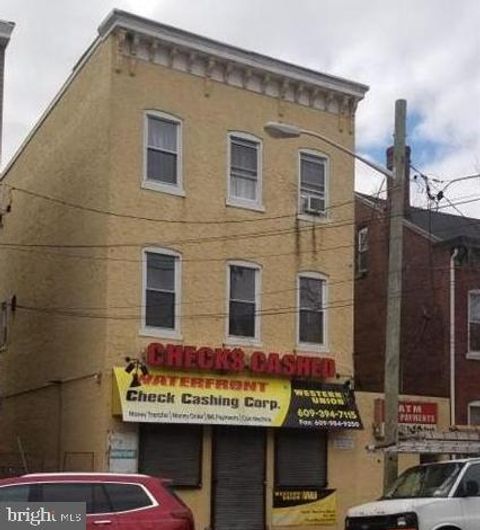 Photo of 1081 S Clinton Avenue, TRENTON, NJ 08611 (MLS # NJME2060272)