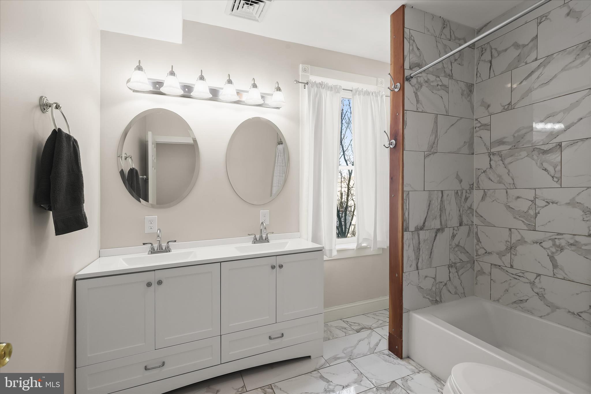 PATTERSON PARK - Residential