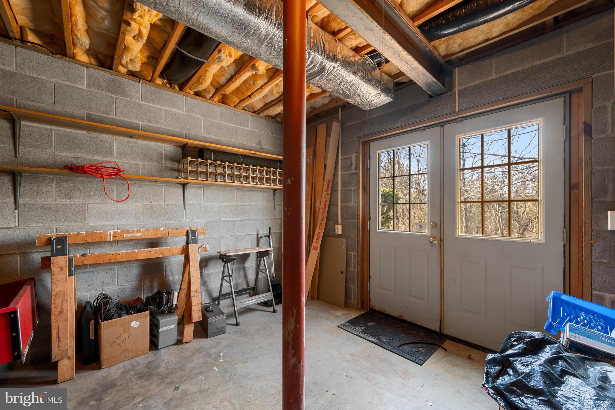 LONGVIEW ACRES - Residential