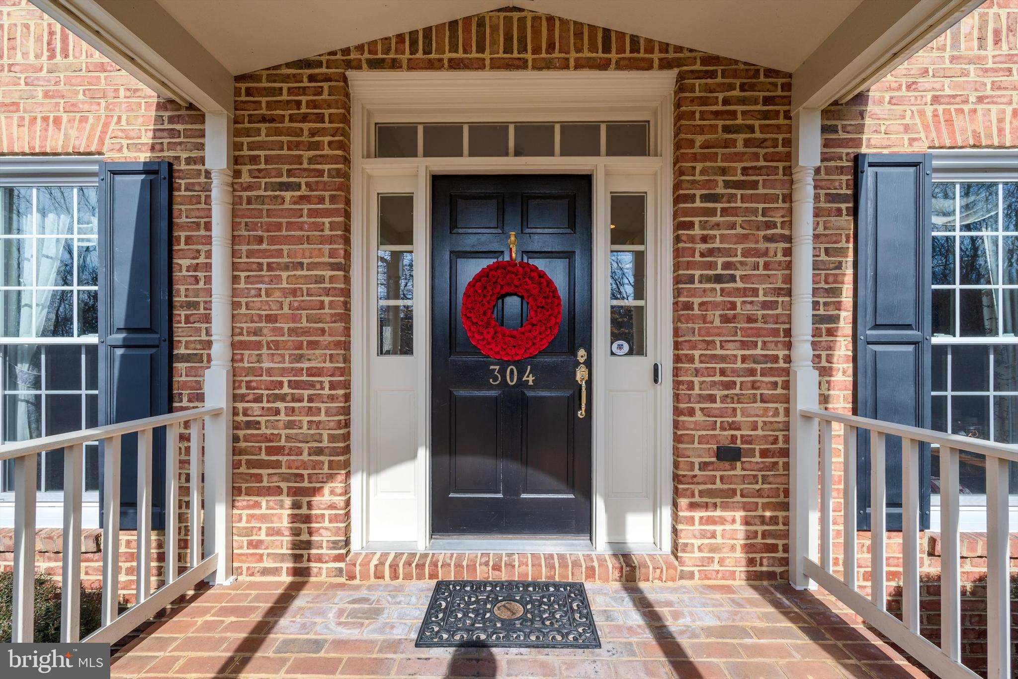 LONGVIEW ACRES - Residential