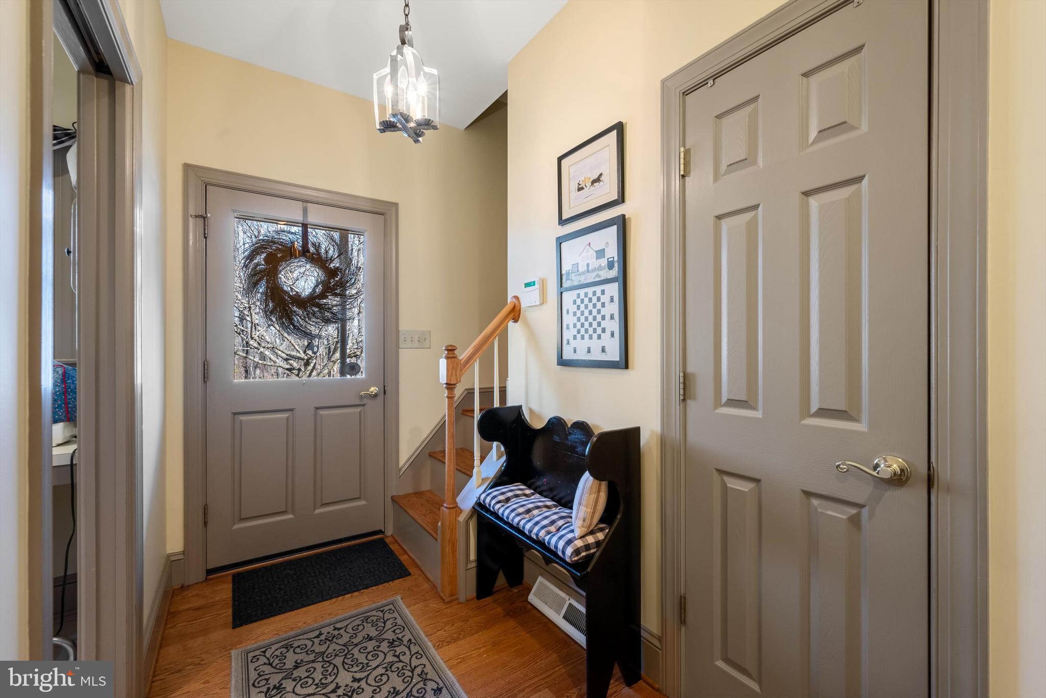 LONGVIEW ACRES - Residential