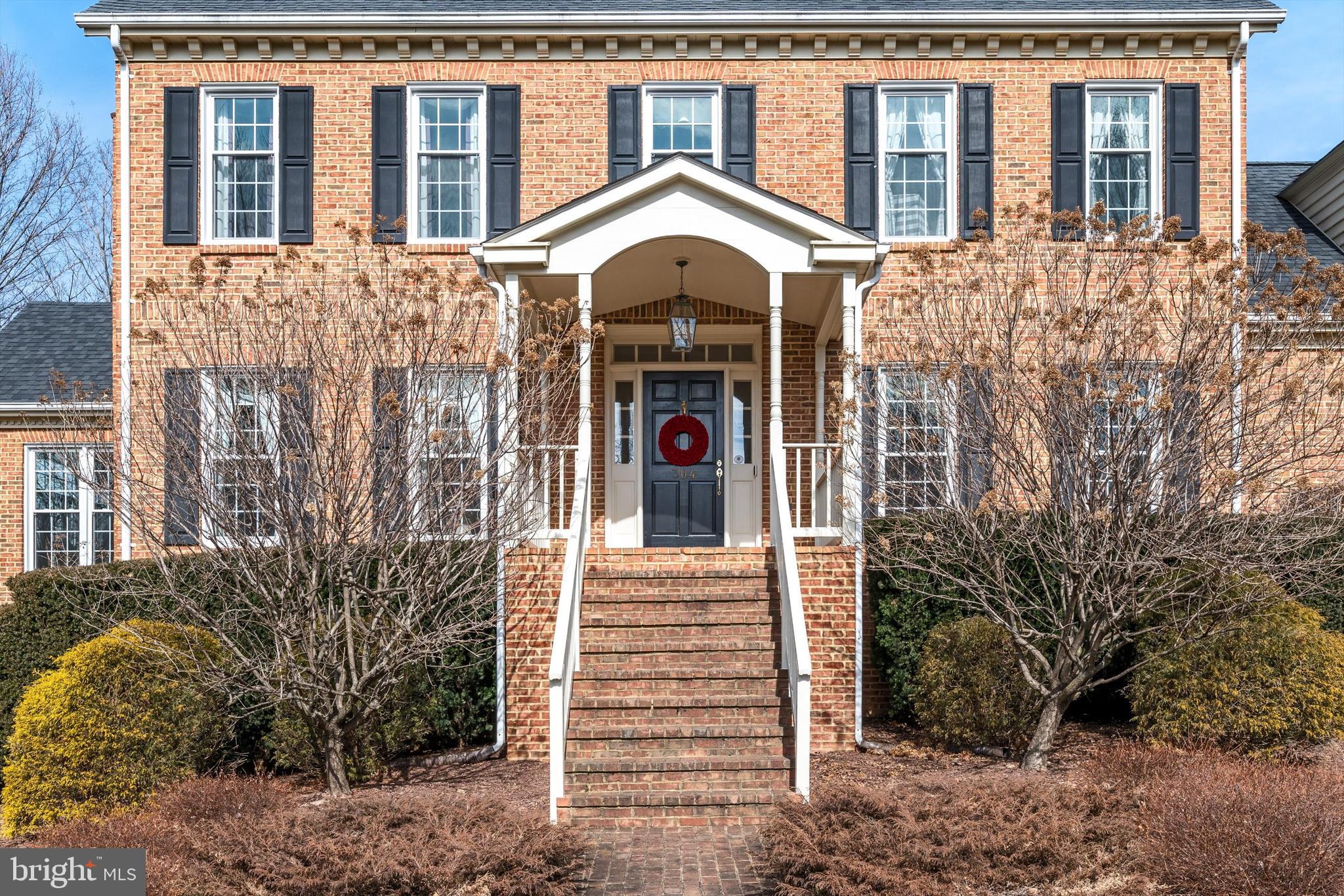 LONGVIEW ACRES - Residential