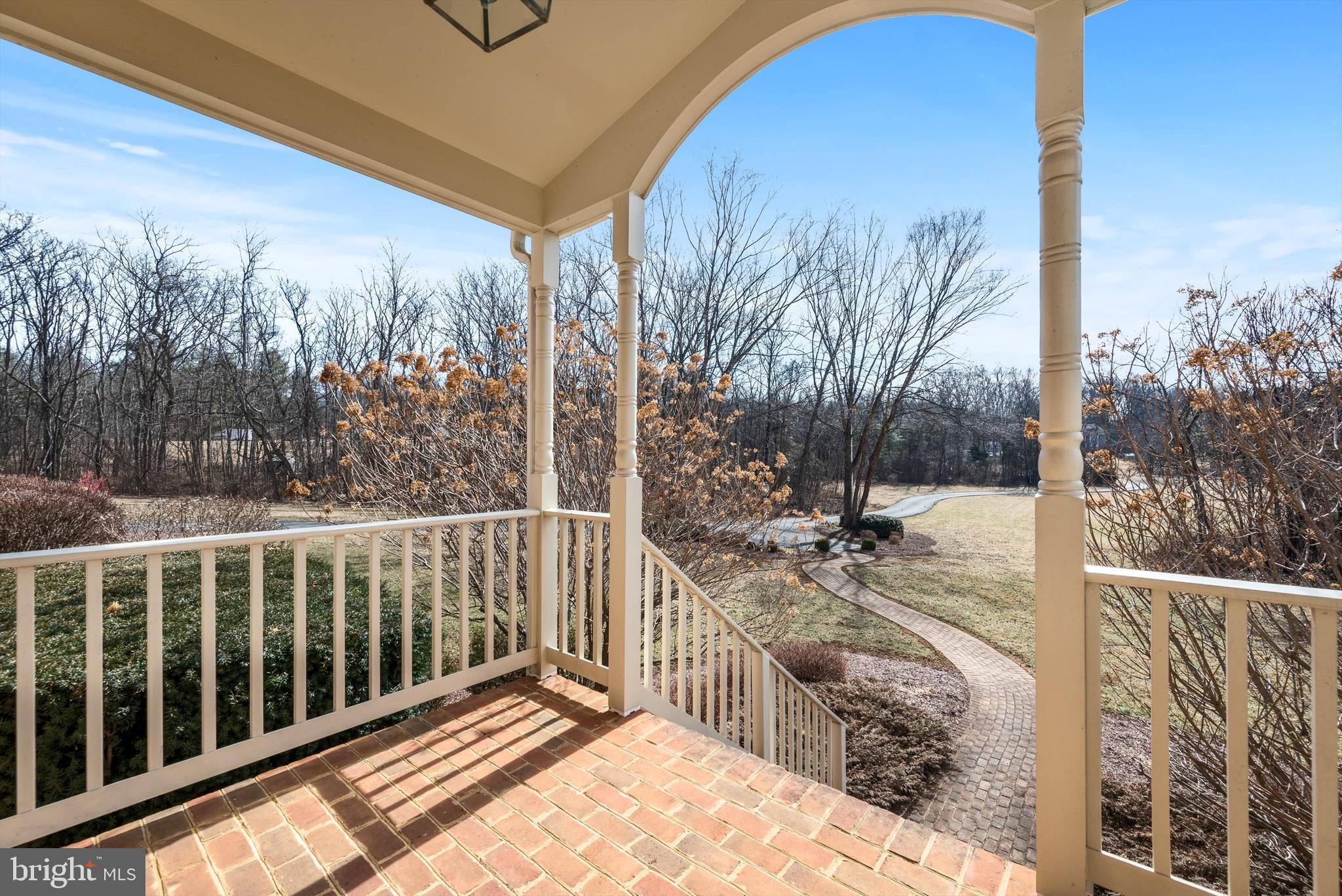 LONGVIEW ACRES - Residential