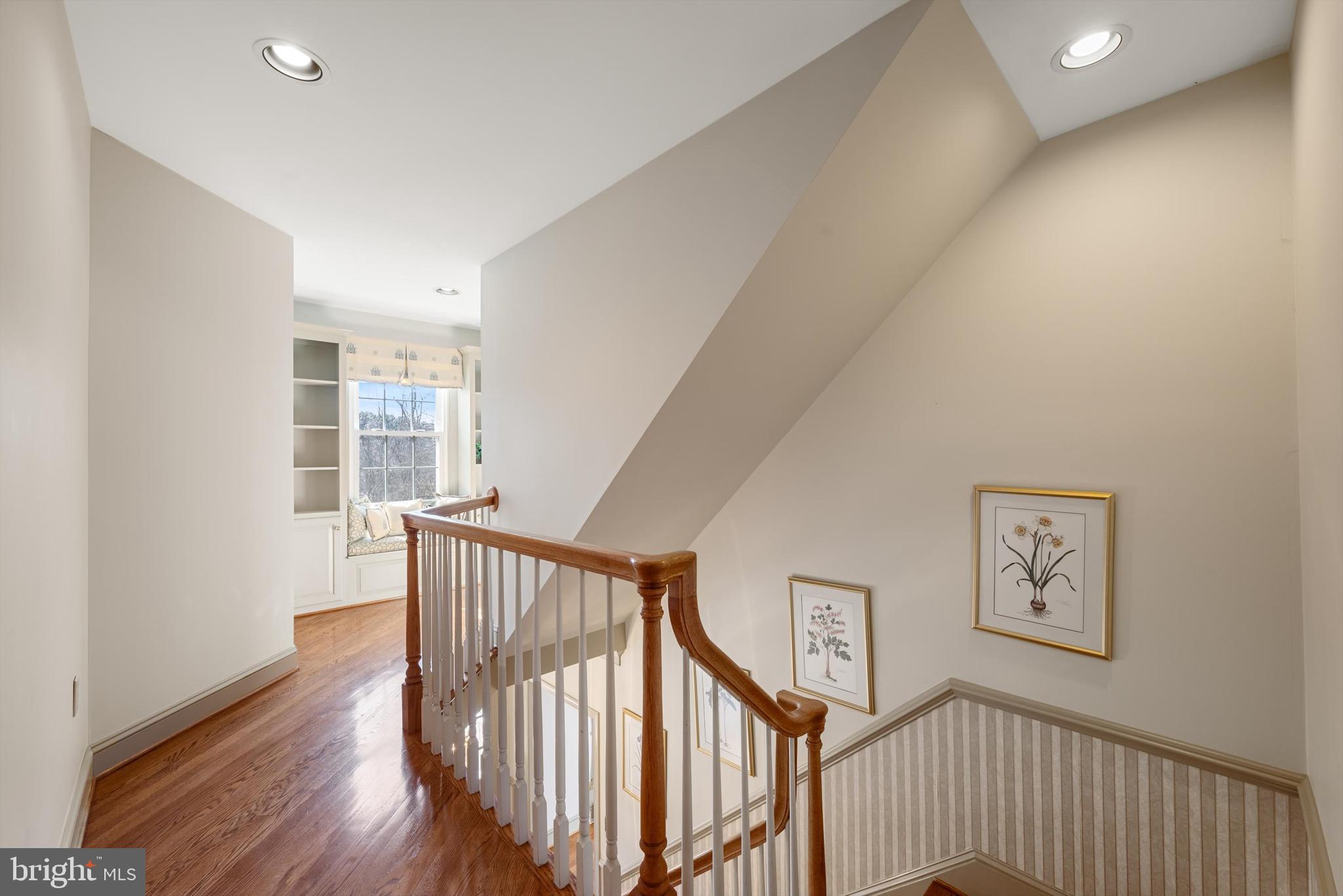 LONGVIEW ACRES - Residential