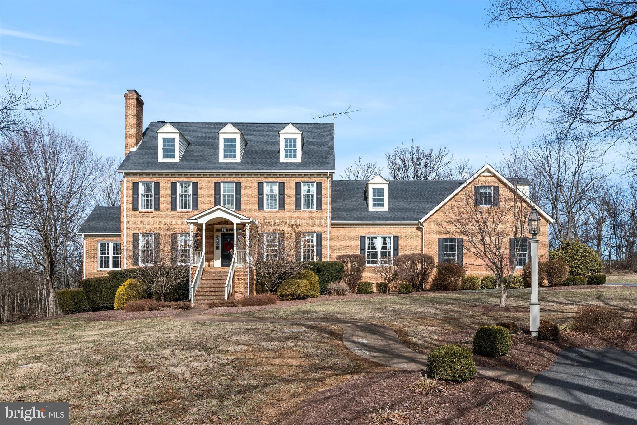 LONGVIEW ACRES - Residential