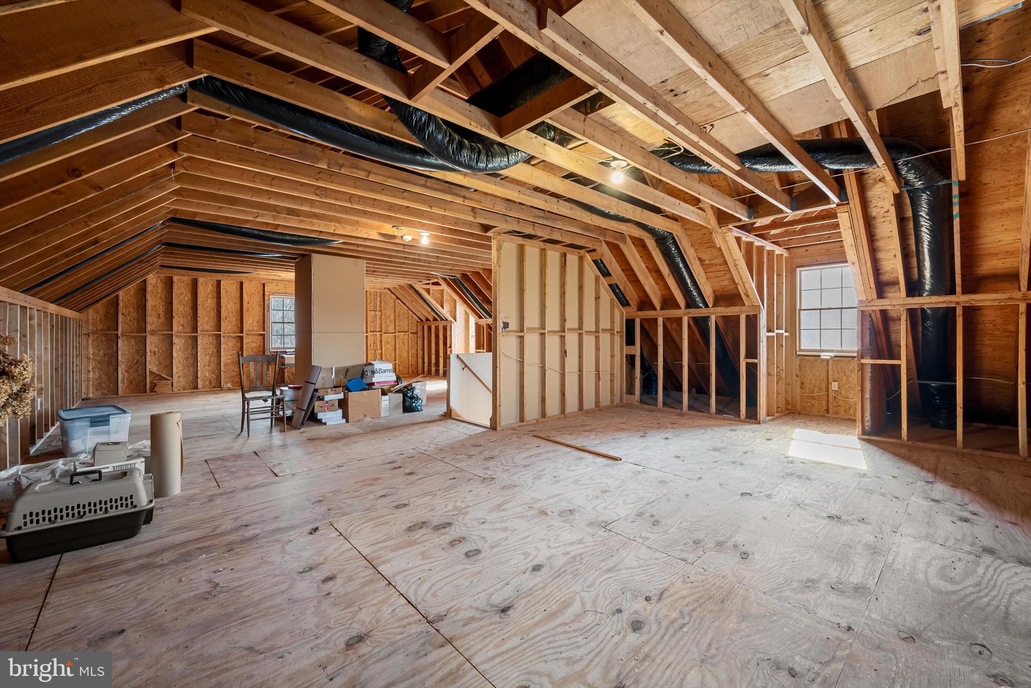 LONGVIEW ACRES - Residential