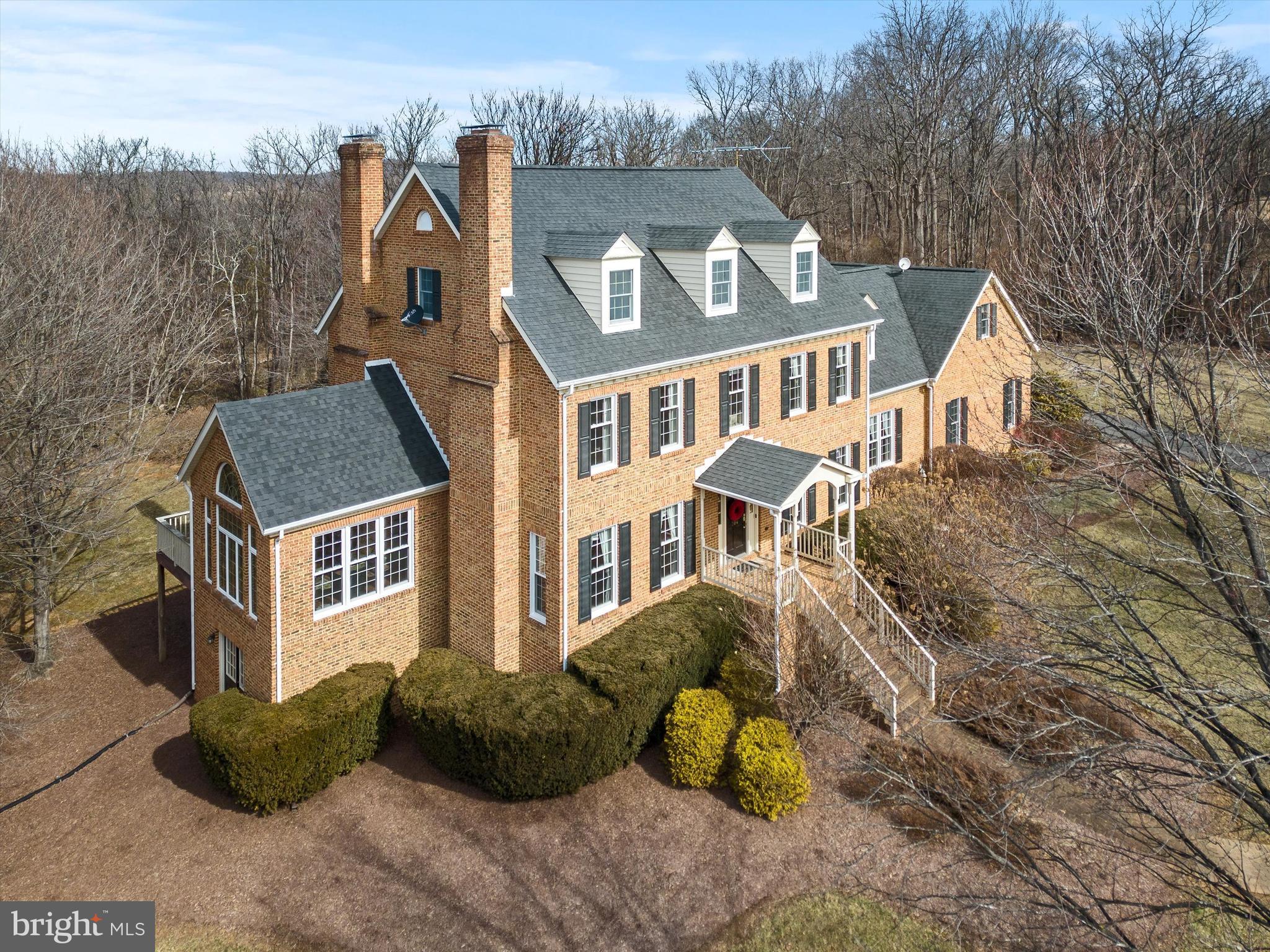 LONGVIEW ACRES - Residential