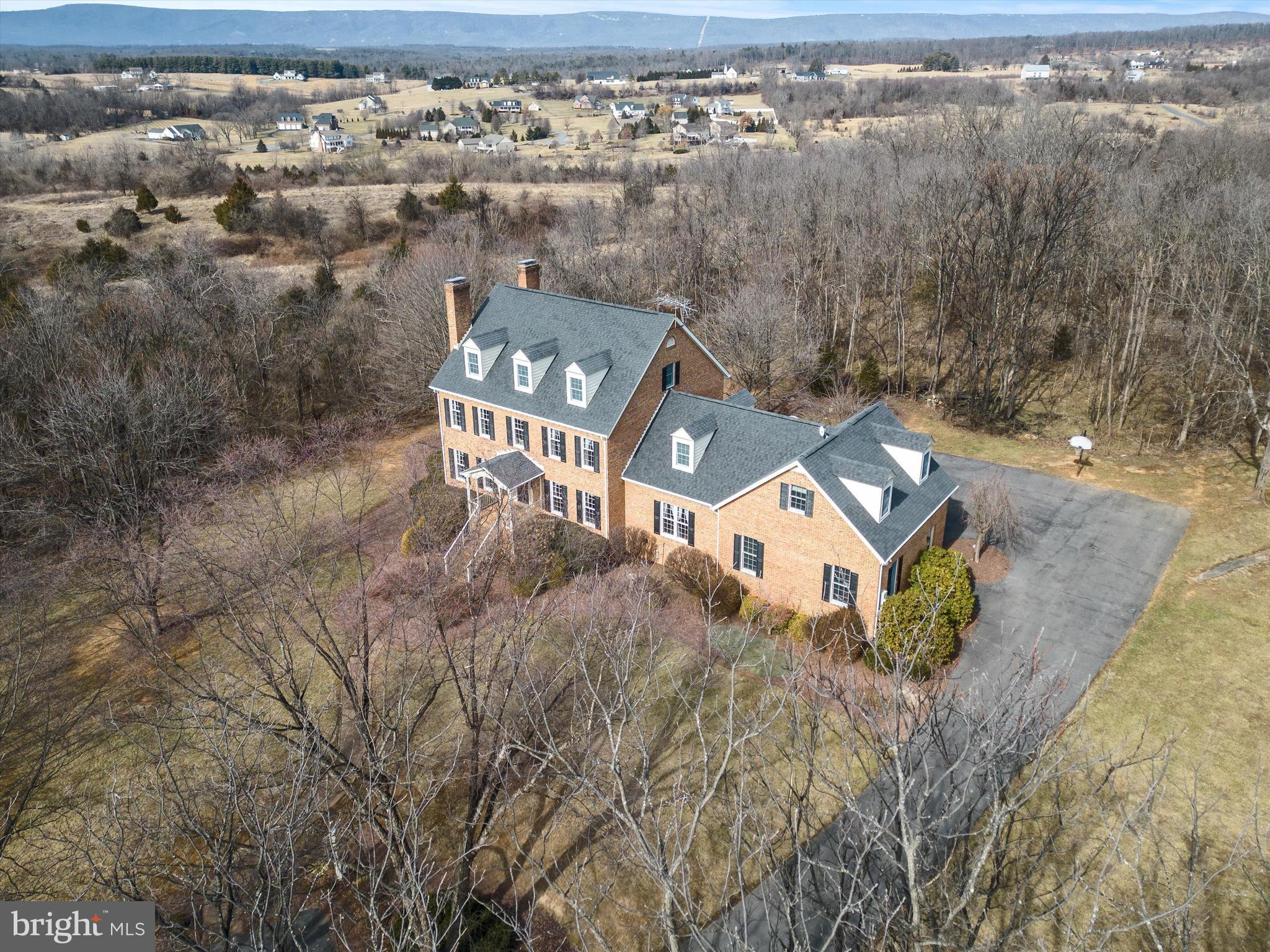 LONGVIEW ACRES - Residential