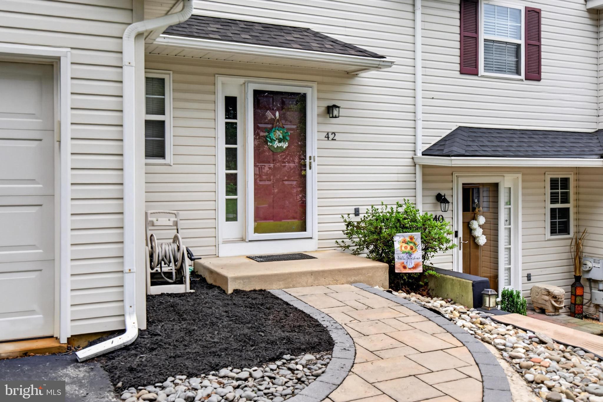 42 PINCKNEY DRIVE