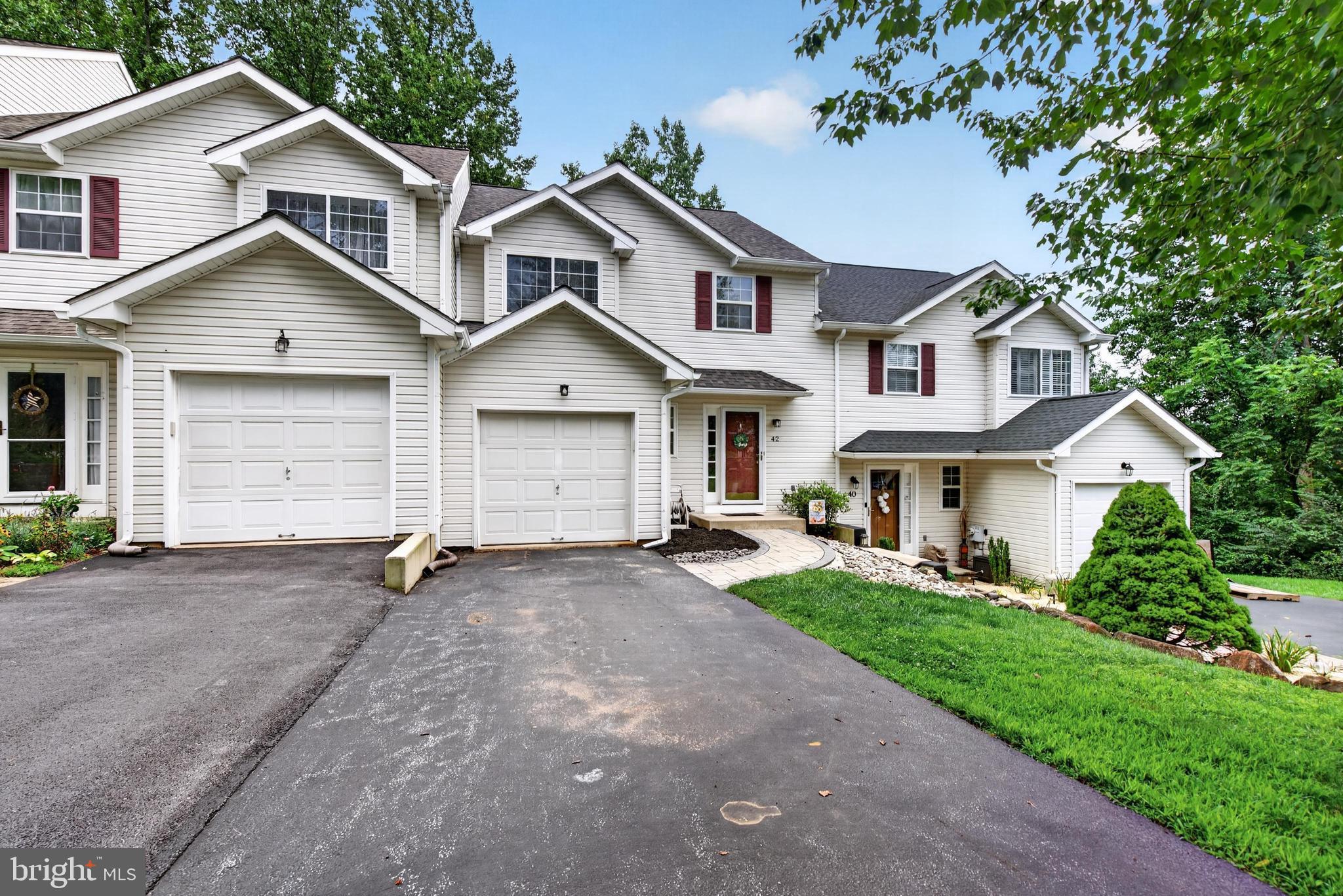 42 PINCKNEY DRIVE